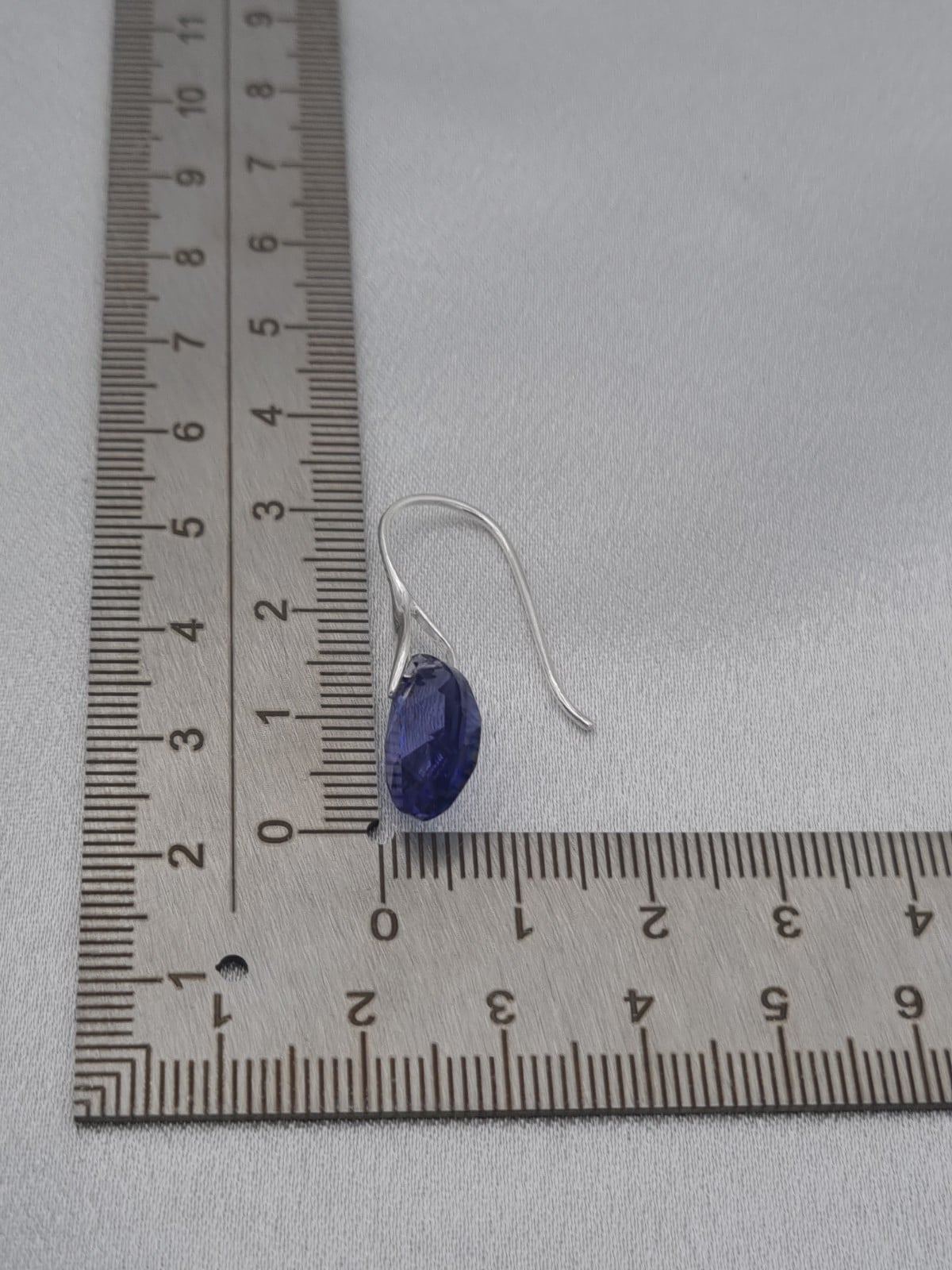 925 zilveren oorbellen met kristallen hanger - paars patina - 75172.jpeg 925 zilveren oorbellen met kristallen hanger - paars patina