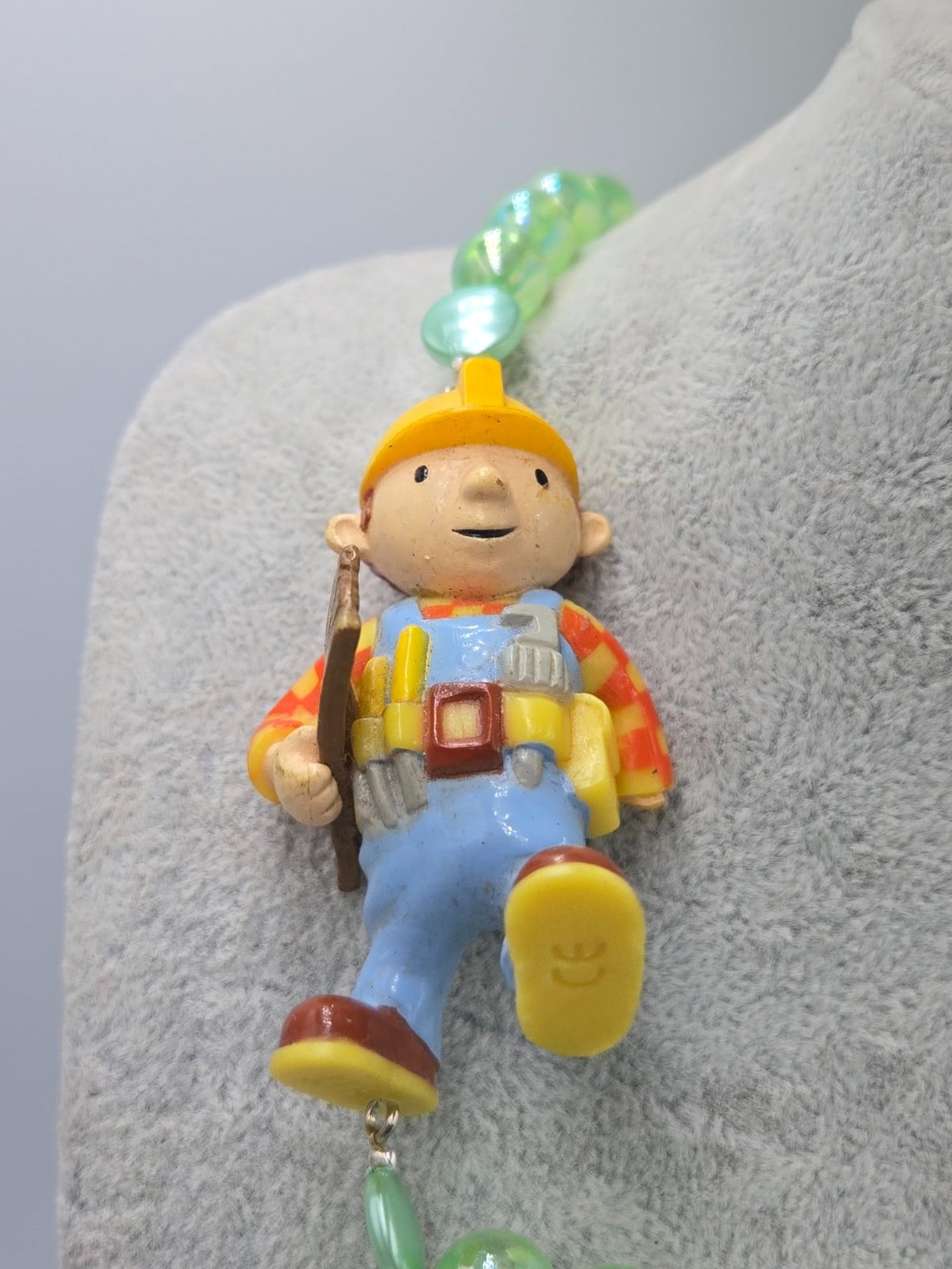 A Neckstravaganza Original Handmade Necklace: Bob and his Tools - 75602.jpeg Vintage Bob de Bouwer Ketting voor de echte fan