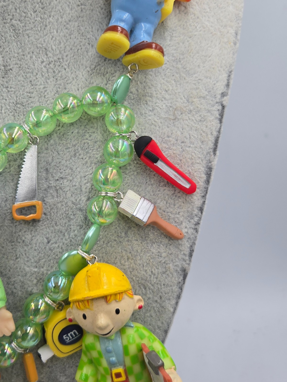 A Neckstravaganza Original Handmade Necklace: Bob and his Tools - 75606.jpeg Vintage Bob de Bouwer Ketting voor de echte fan