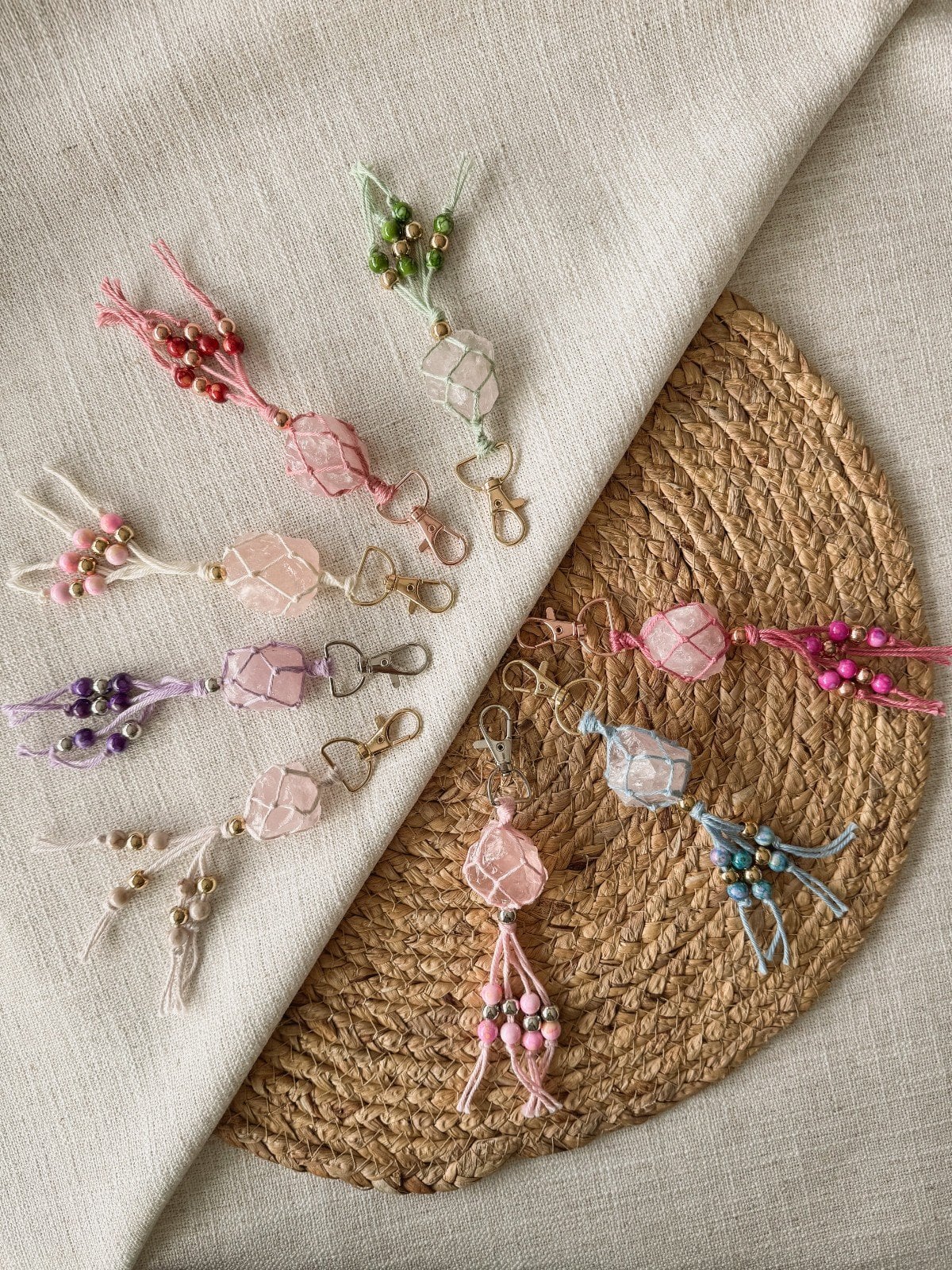 Rozenkwarts sleutelhanger, liefdevolle energie altijd bij je - 74719.jpeg Rozenkwarts sleutelhanger, liefdevolle energie altijd bij je