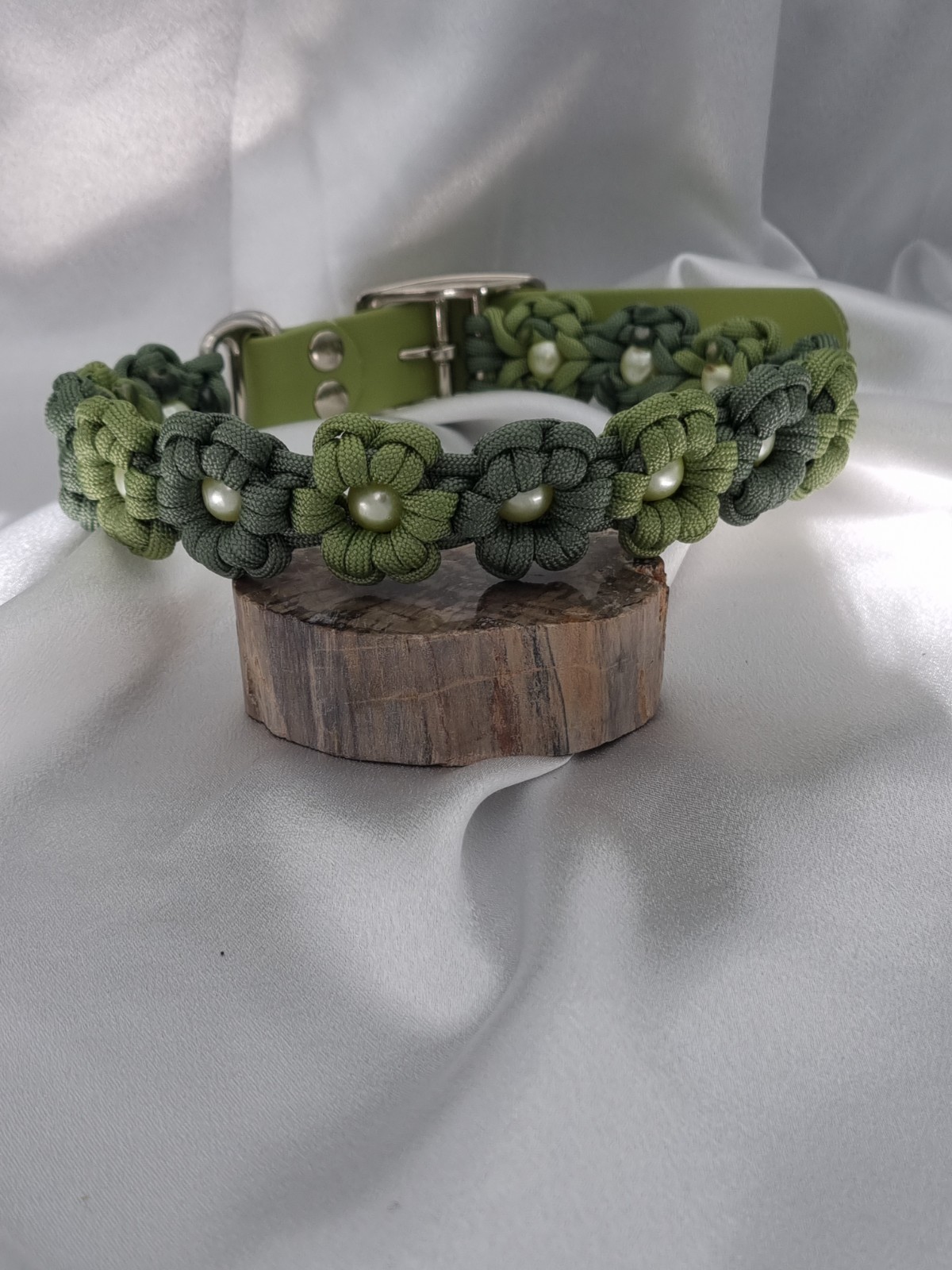 Unieke handgemaakte set voor hond en baas – Salie groen - 75070.jpeg Unieke handgemaakte set voor hond en baas – Salie groen