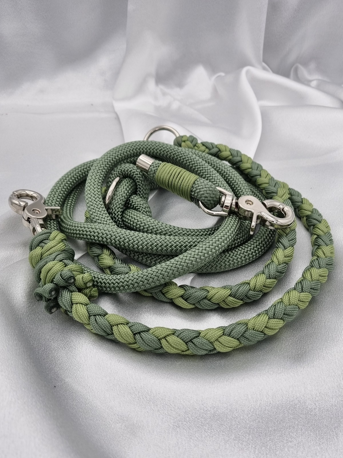 Unieke handgemaakte set voor hond en baas – Salie groen - 75072.jpeg Unieke handgemaakte set voor hond en baas – Salie groen