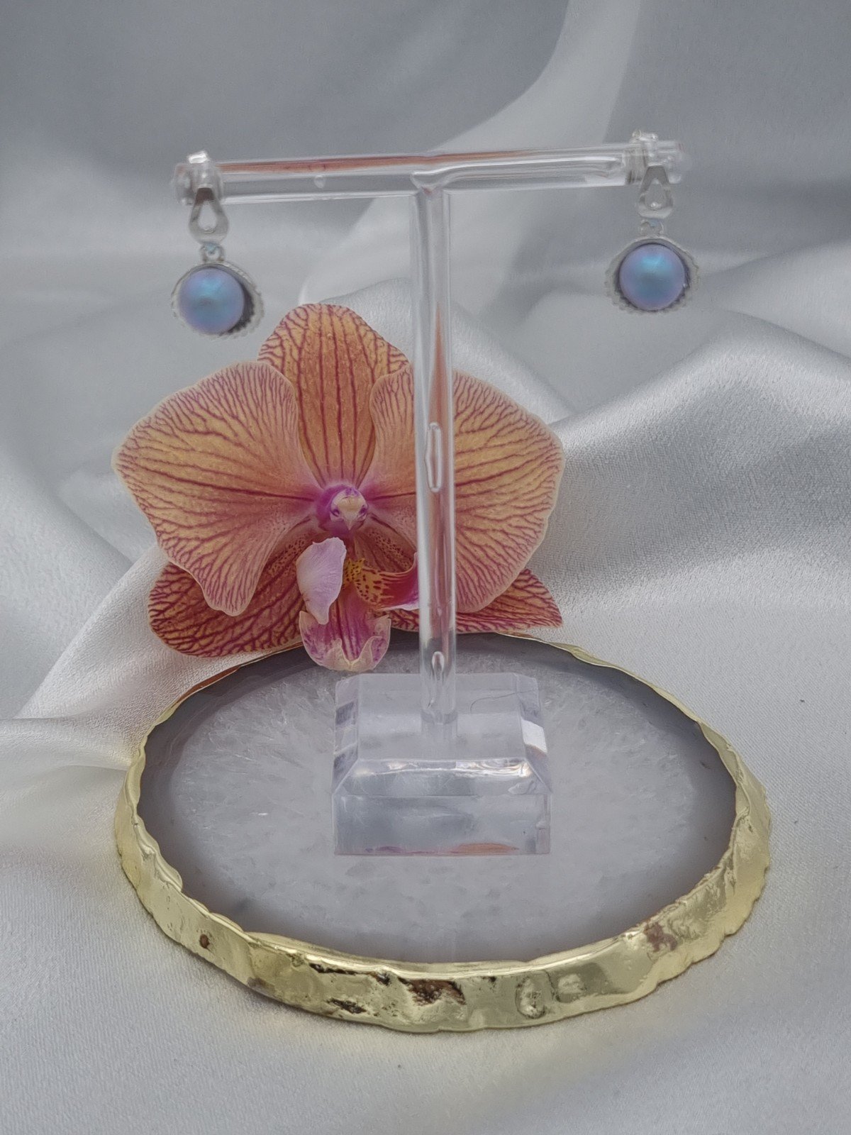 Luxe 925 zilveren oorbellen met kristalparel - lichtblauw/lila - 75144.jpeg Luxe 925 zilveren oorbellen met kristalparel - lichtblauw/lila