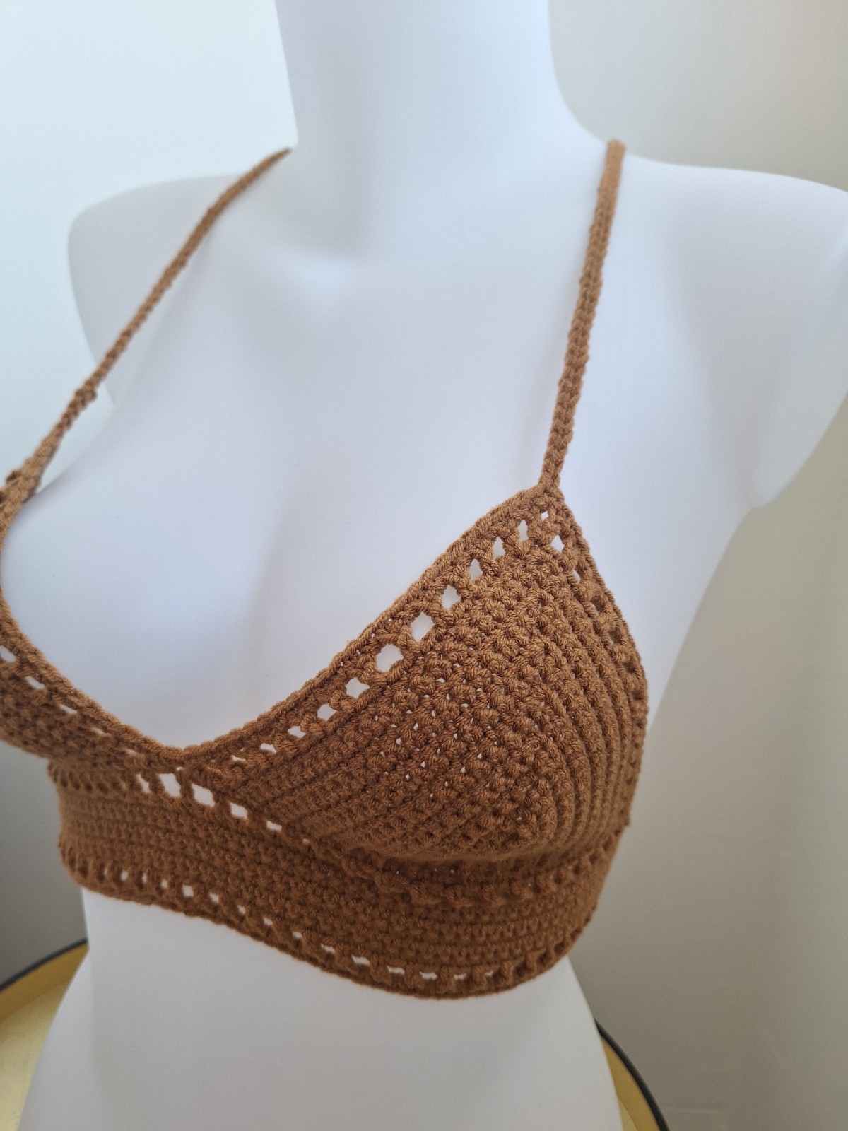 Gehaakt topje 'Boho top caramel'