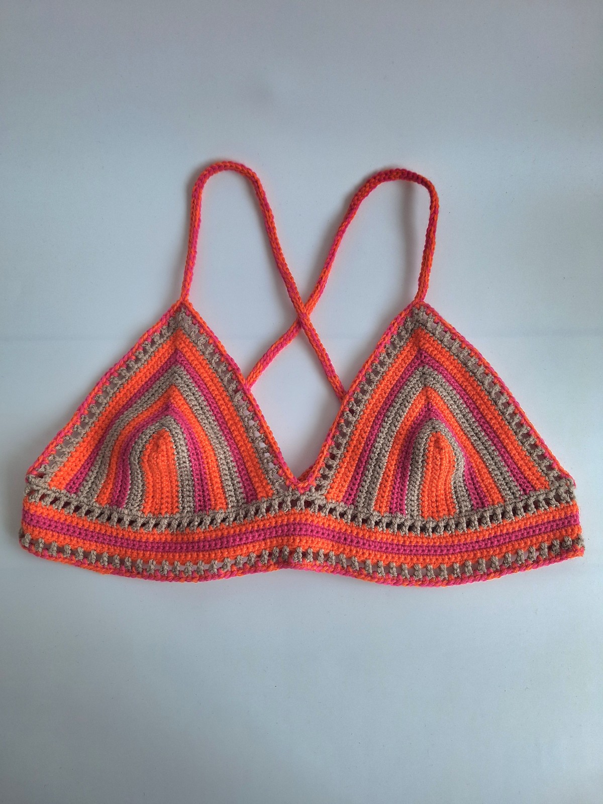 Gehaakt topje 'Boho top oranje, roze en beige'