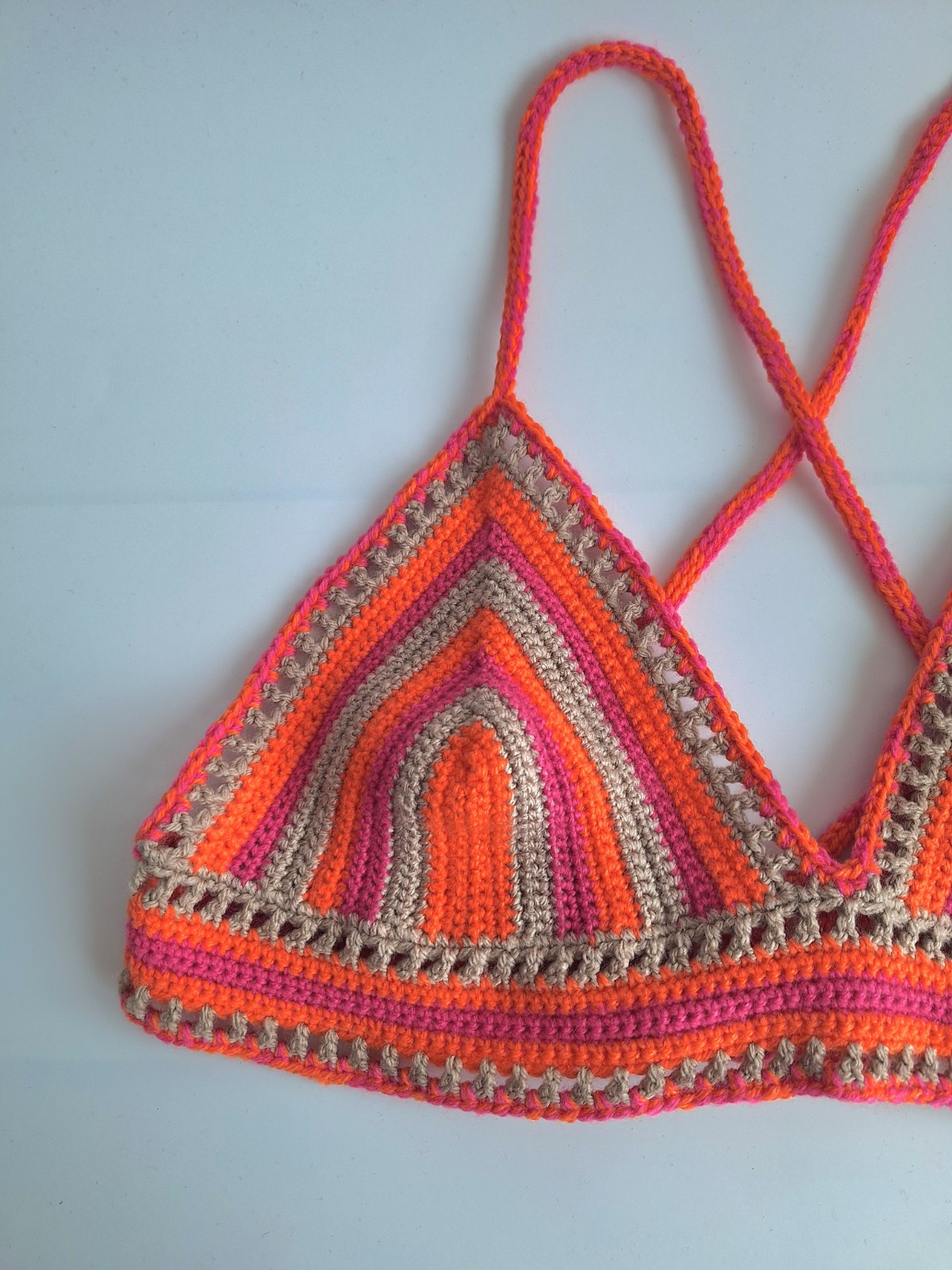Gehaakt topje 'Boho top oranje, roze en beige'