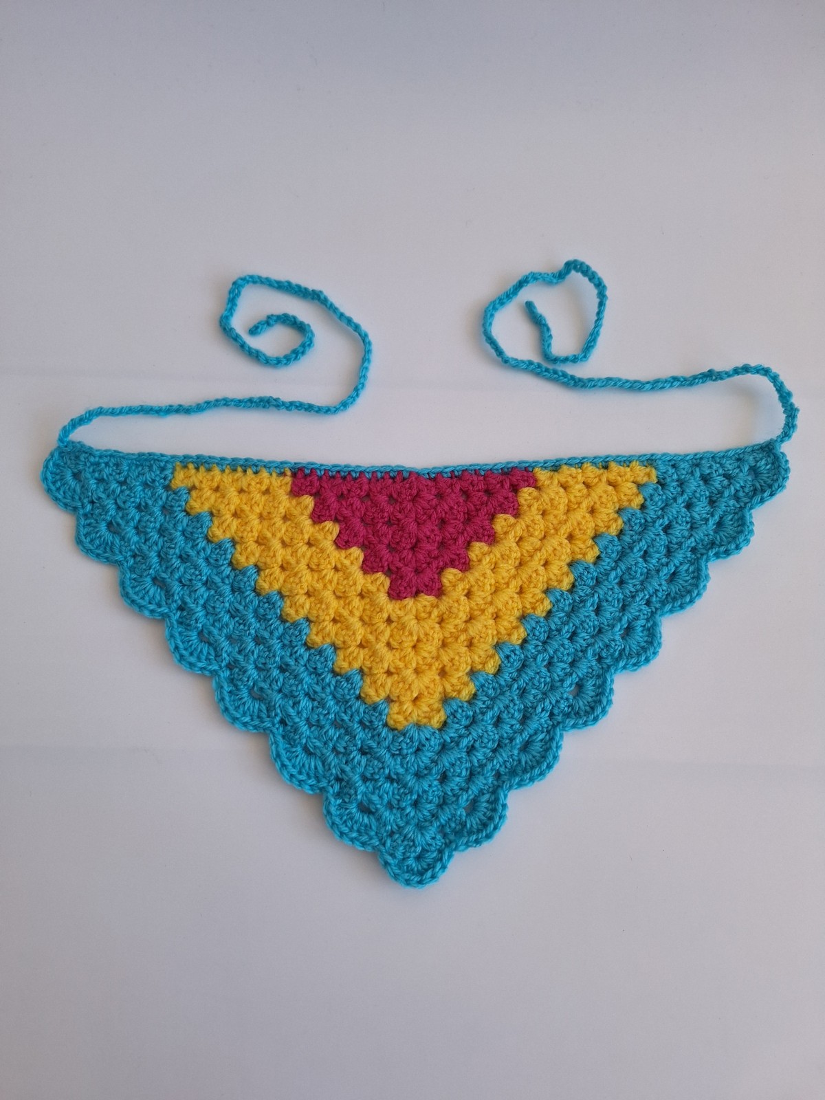 Gehaakte bandana 'Panseksuele vlag' - 82283 Gehaakte bandana 'Panseksuele vlag'