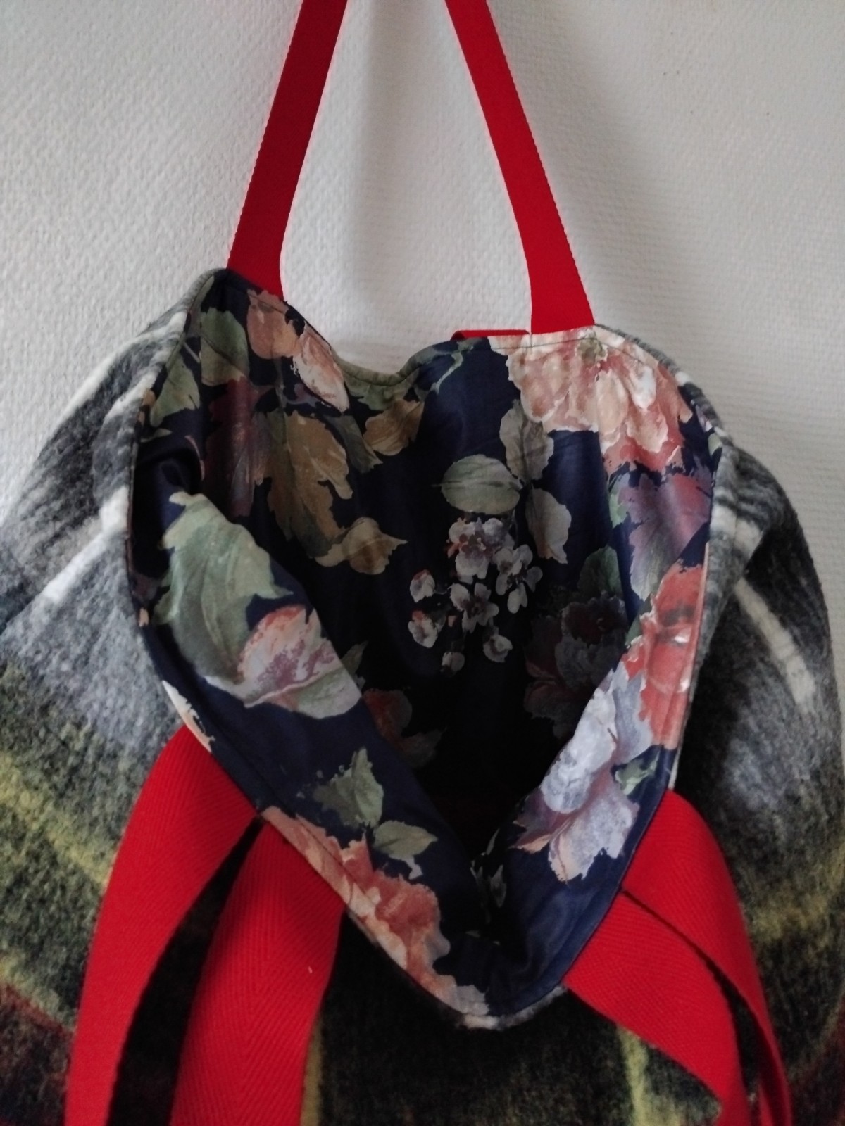 Grote tas ven vintage deken. - 82962 Grote shopper van vintage deken – unieke duurzame tas van TasenZo