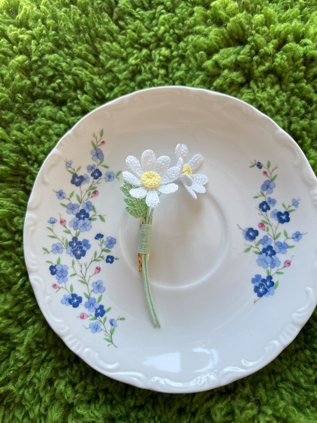 Micro Gehaakte Madelief Broche - 73927 Micro Gehaakte Madelief Broche