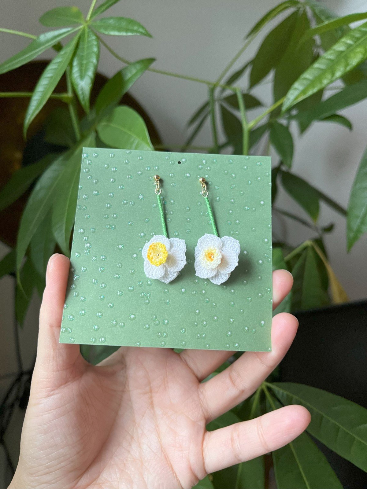 Micro Gehaakte Narcis Oorbellen - 73809 Micro Gehaakte Narcis Oorbellen