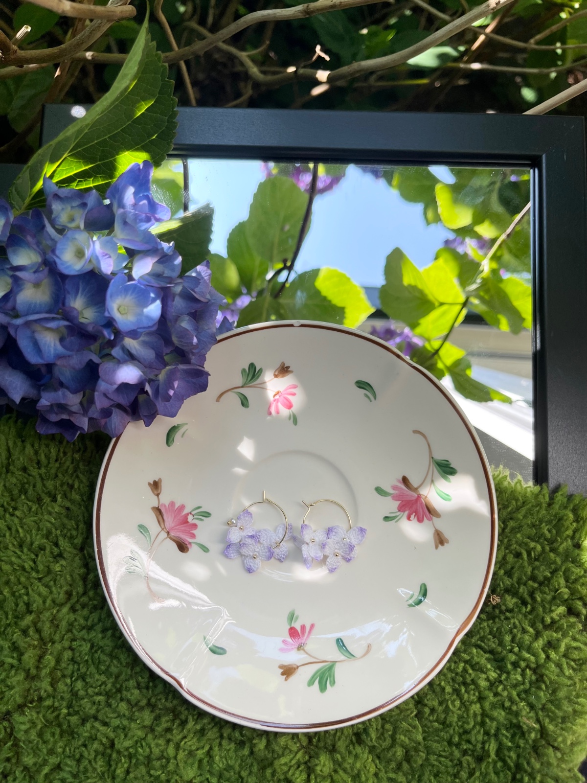 Micro Gehaakte Paarse Bloesems – Oorringen - 82765 Micro Gehaakte Paarse Bloesems – Oorringen