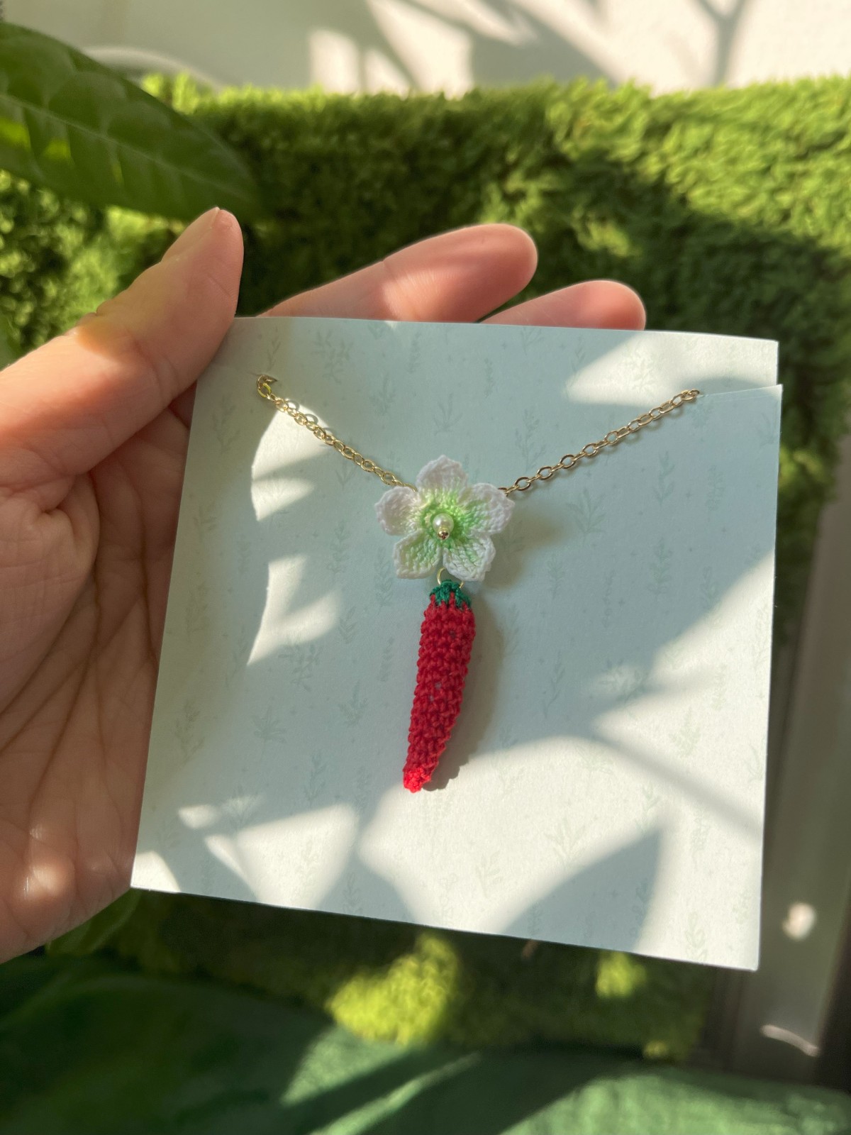 Micro Gehaakte Rode Chilipeper Ketting - 73550 Micro Gehaakte Rode Chilipeper Ketting