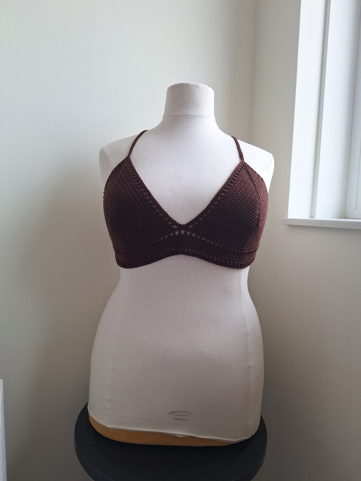 Gehaakt topje 'Boho top koffie' - 88181 Gehaakt topje 'Boho top koffie'