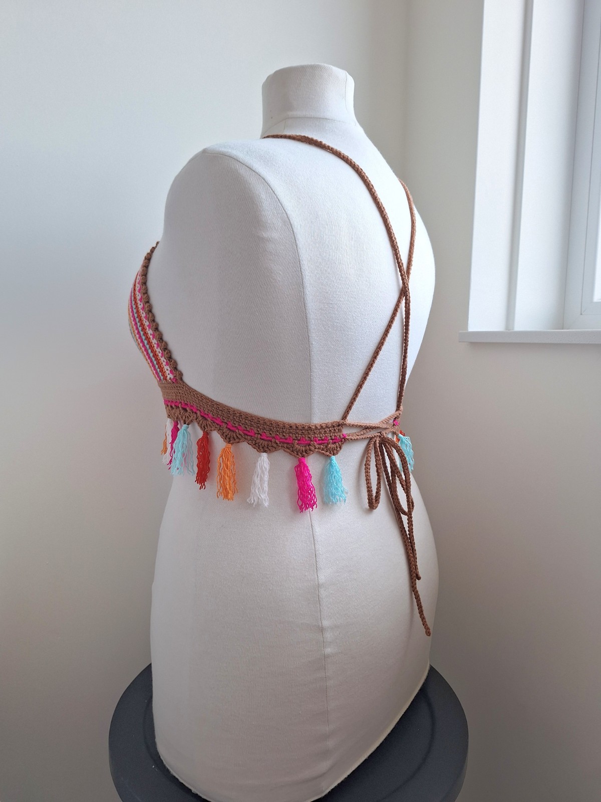 Gehaakt topje 'Gigi top tropisch'