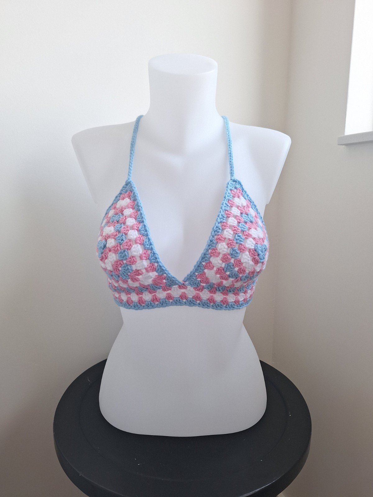 Gehaakt topje 'Pride transgender vlag' - 88241 Gehaakt topje 'Pride transgender vlag'