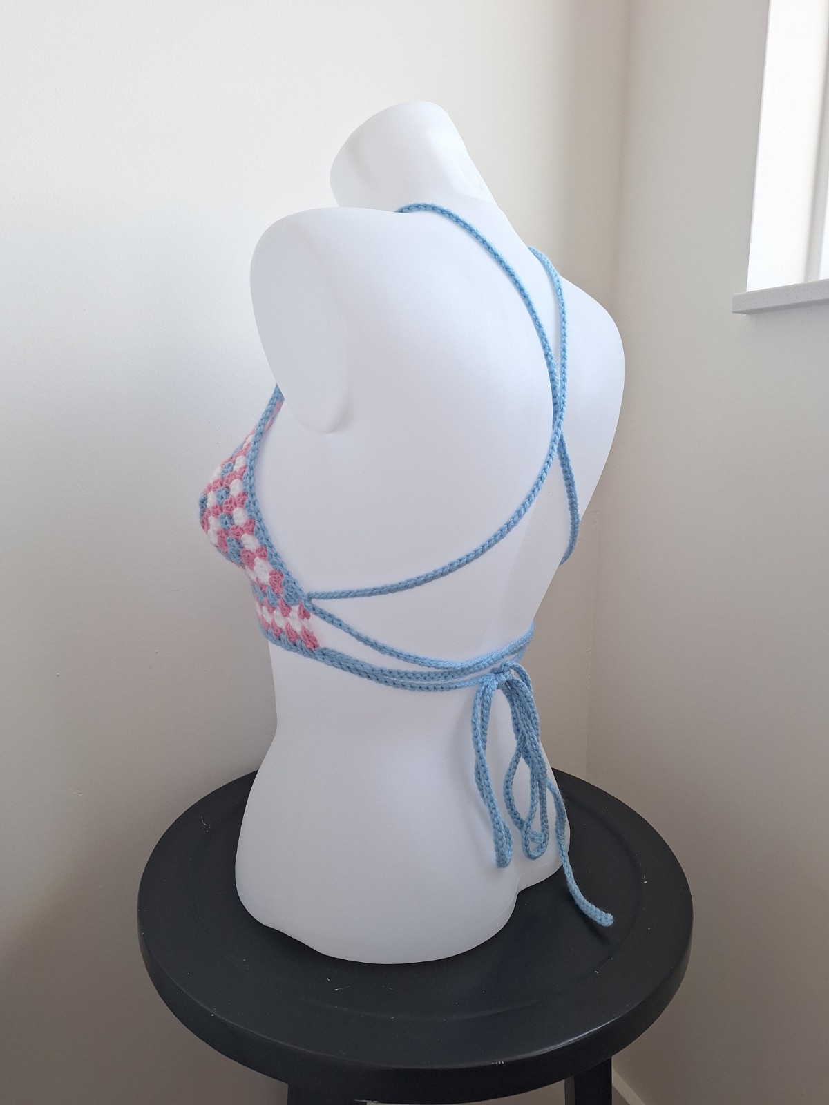 Gehaakt topje 'Pride transgender vlag' - 88245 Gehaakt topje 'Pride transgender vlag'