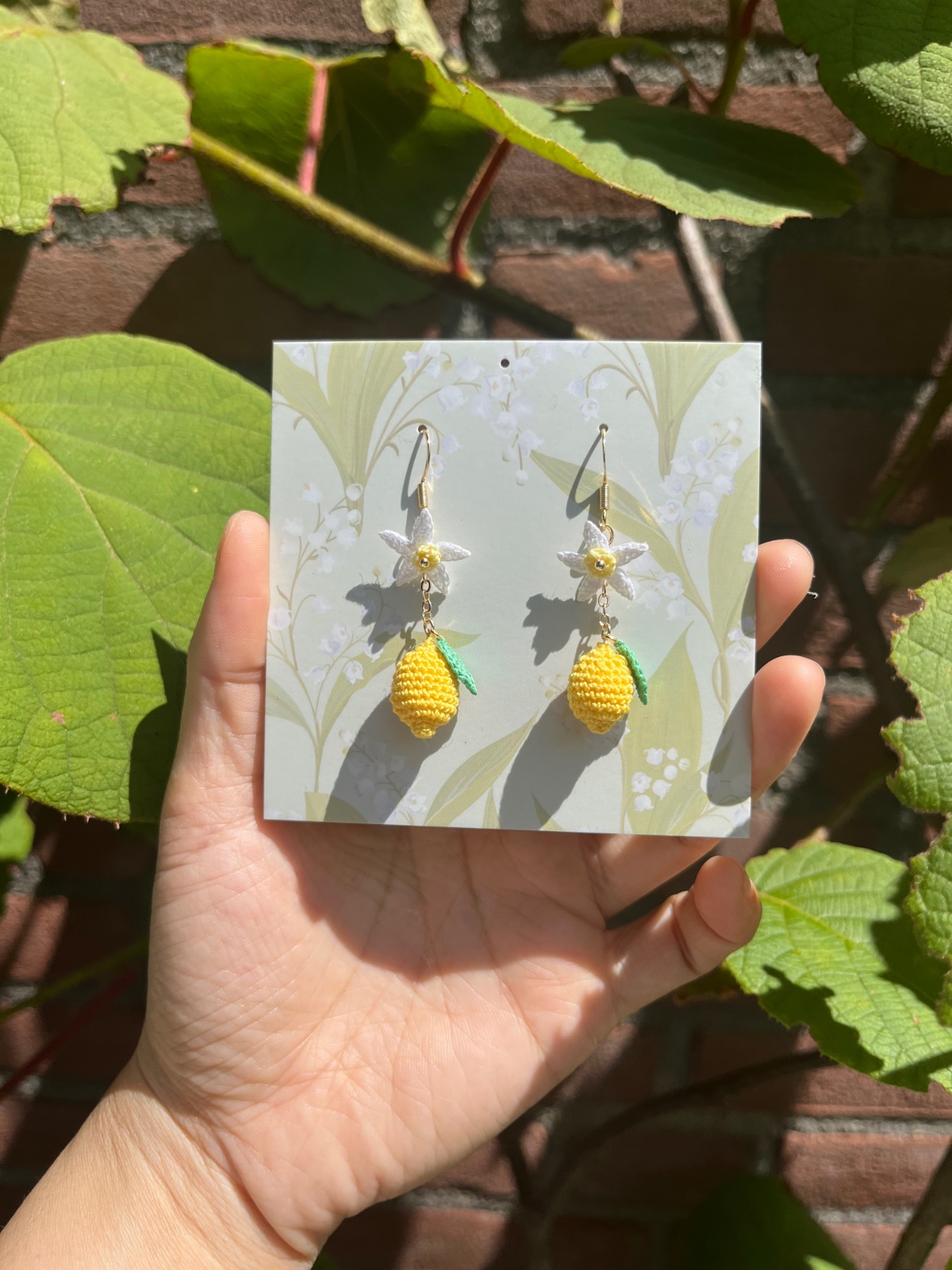 Gehaakte Citroen Oorbellen – Handgemaakte Fruit Hangers - 84645 Gehaakte Citroen Oorbellen – Handgemaakte Fruit Hangers