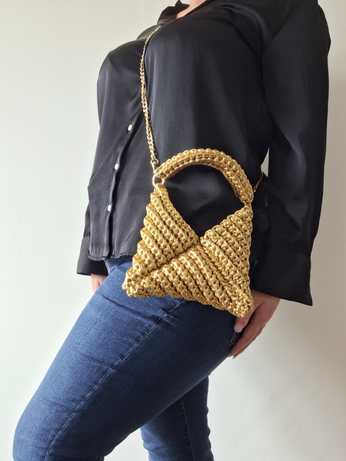 Gehaakte crossbody tas 'Metallic goud'