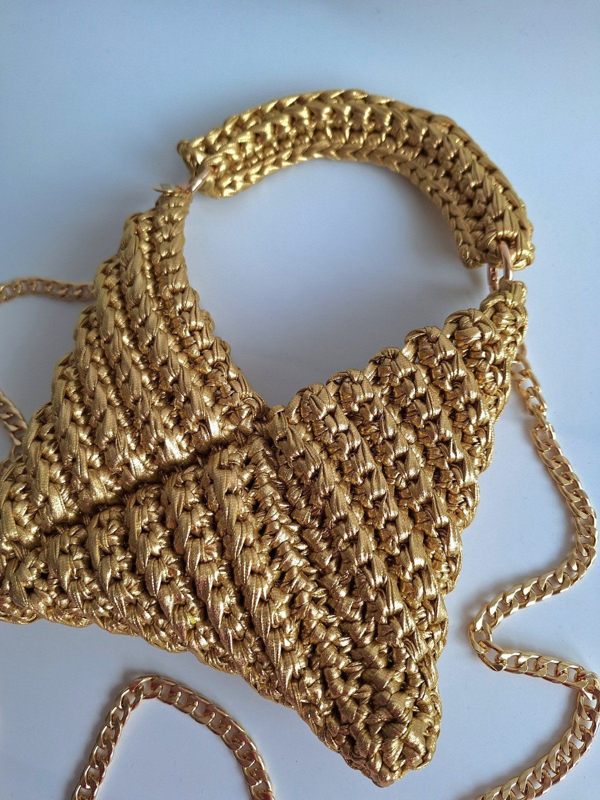 Gehaakte crossbody tas 'Metallic goud'