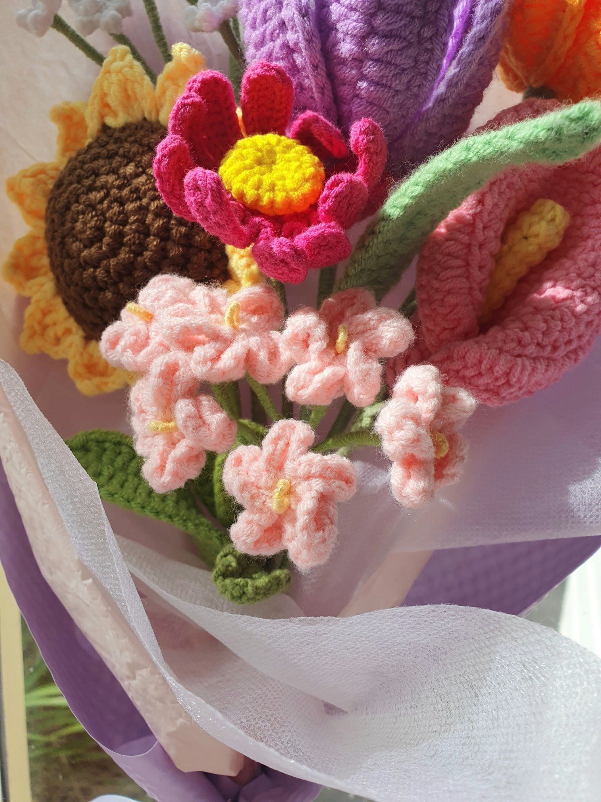 Handgemaakt gehaakt bloemenboeket – Zomerse energie in een bos bloe… - 87523 Handgemaakt gehaakt bloemenboeket – Zomerse energie in een bos bloemen