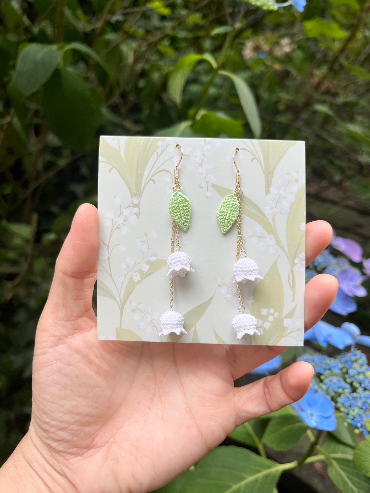 Micro Gehaakte Lelietjes-van-Dalen Oorbellen – Bloem Oorbellen - 84582 Micro Gehaakte Lelietjes-van-Dalen Oorbellen – Bloem Oorbellen