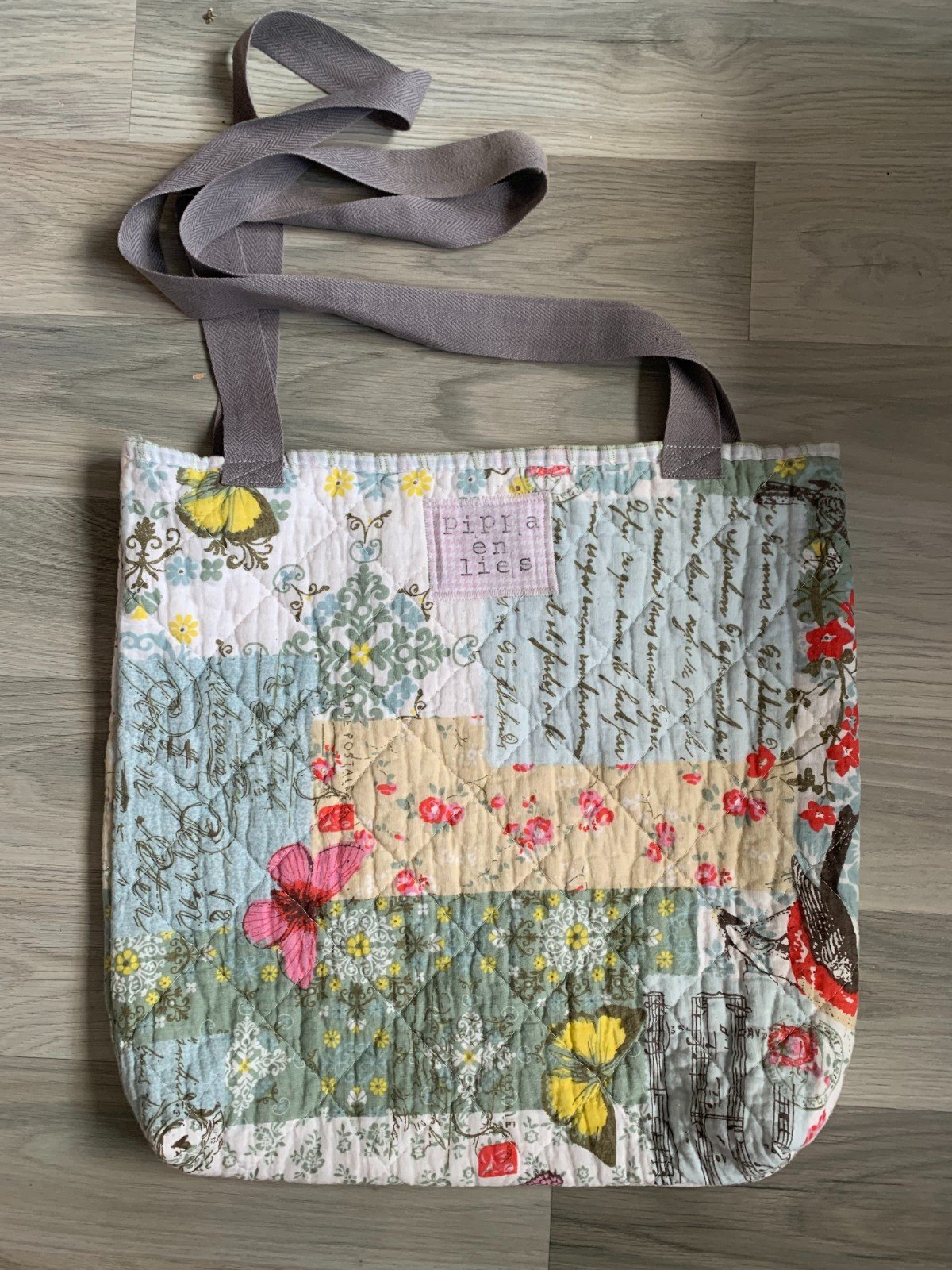 Tote bag gemaakt van een doorgestikte sprei - 86991 Tote bag gemaakt van een doorgestikte sprei