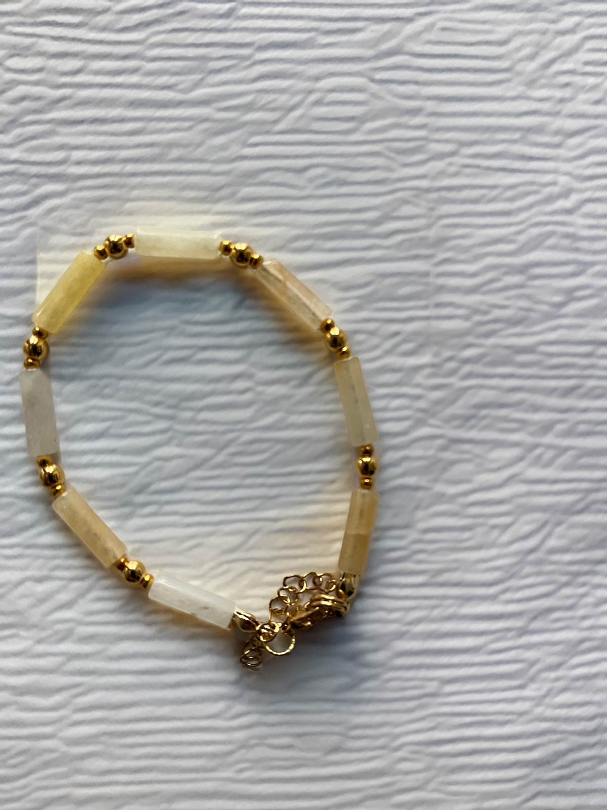 armbandje met natuursteen