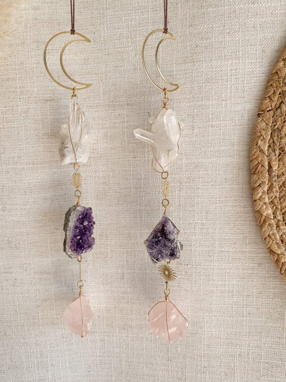 Gouden driehoek edelsteenhanger als decoratie in huis - 91497 Gouden driehoek edelsteenhanger als decoratie in huis