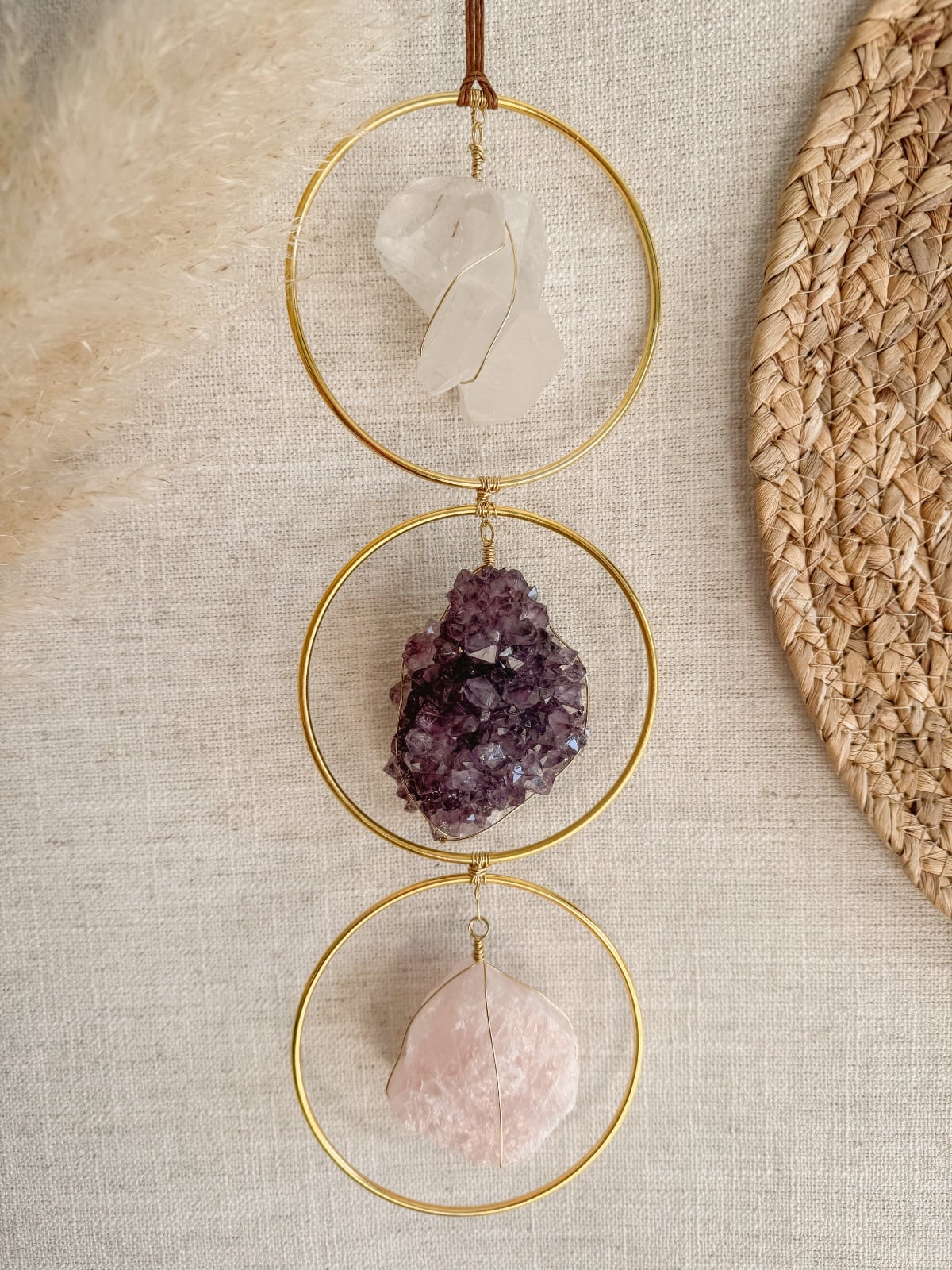 Gouden driehoek edelsteenhanger als decoratie in huis XL - 91533 Gouden driehoek edelsteenhanger als decoratie in huis XL