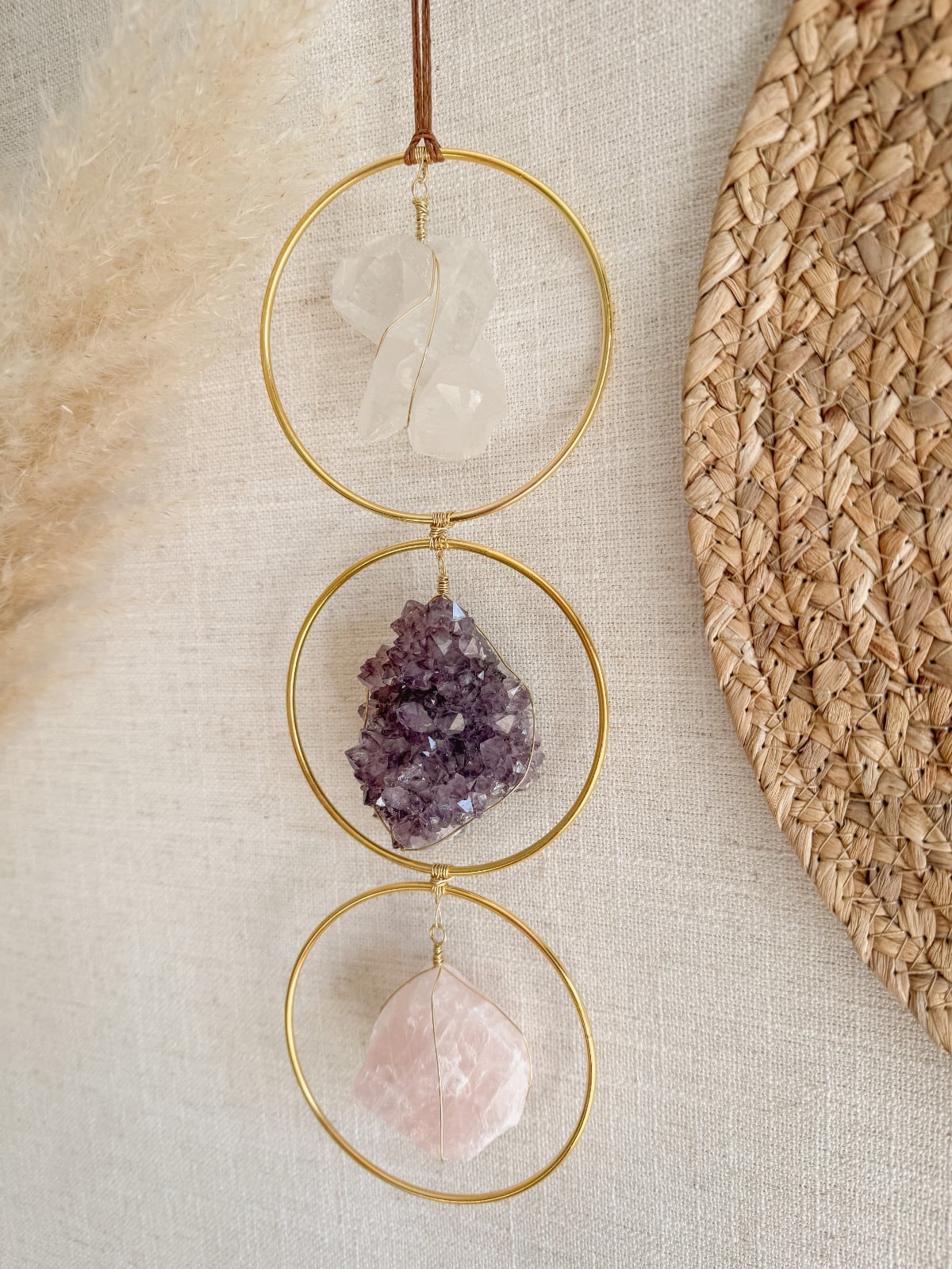 Gouden driehoek edelsteenhanger als decoratie in huis XL - 91536 Gouden driehoek edelsteenhanger als decoratie in huis XL