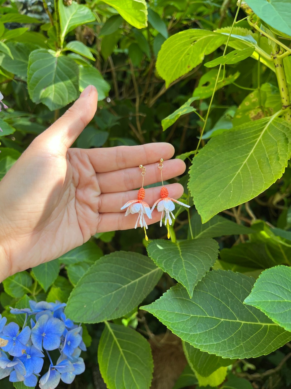 Micro gehaakte fuchsia oorbellen – handgemaakt, hypoallergeen - 90333 Micro gehaakte fuchsia oorbellen – handgemaakt, hypoallergeen