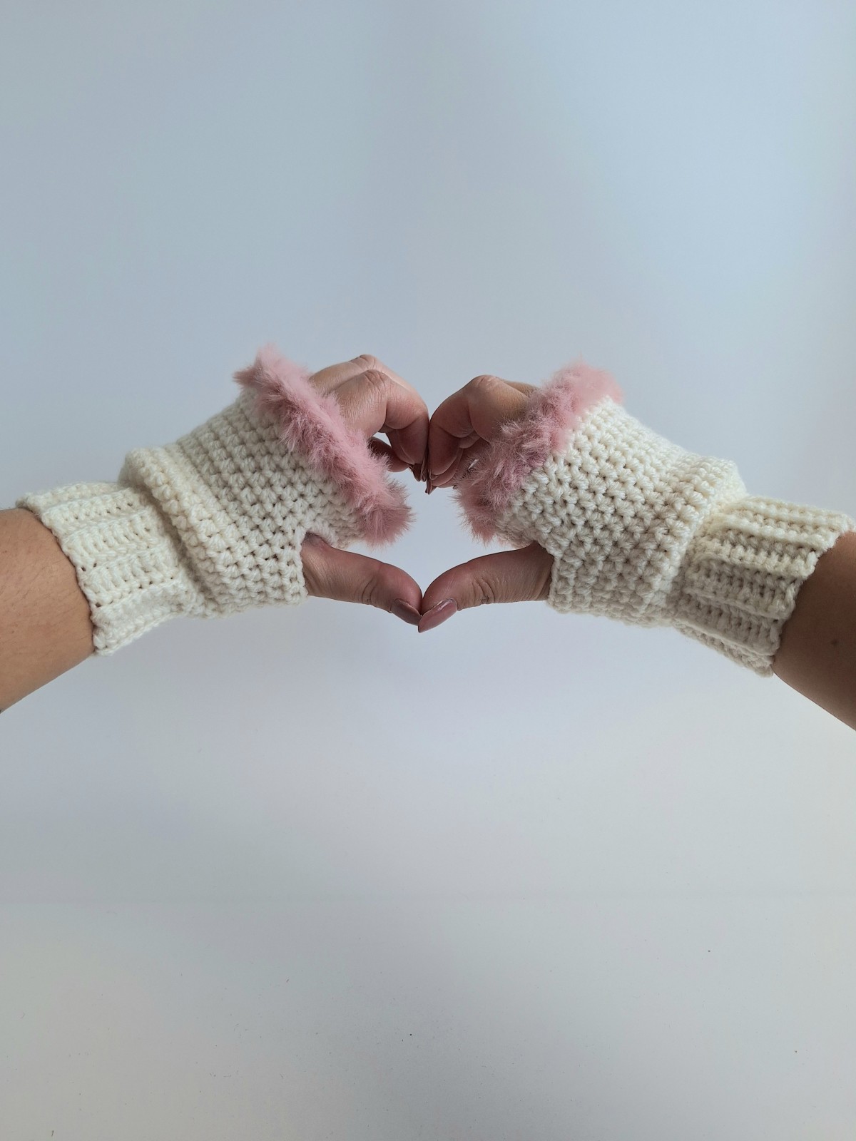 Gehaakte handschoenen - gehaakte vingerloze handschoenen | Crème en poederroze