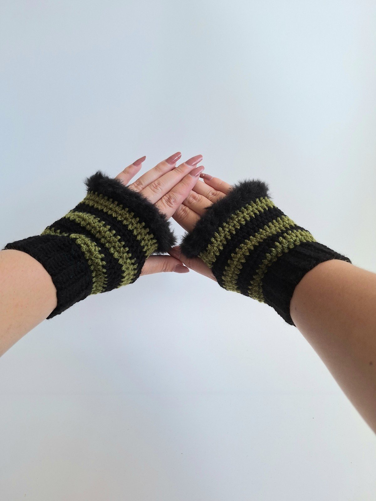 Gehaakte handschoenen - gehaakte vingerloze handschoenen | Zwart en d… - 96940 Gehaakte handschoenen - gehaakte vingerloze handschoenen | Zwart en donkergroen