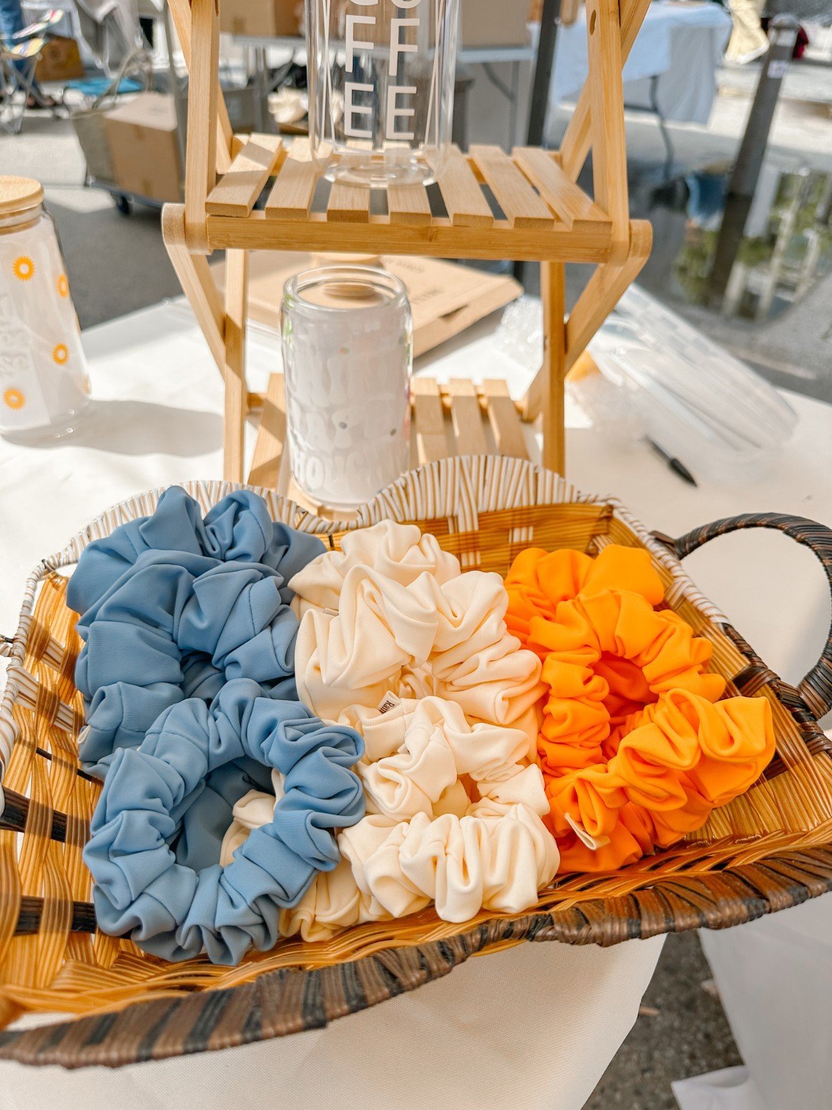 Sweat-ready Scrunchies van easy dry spandex