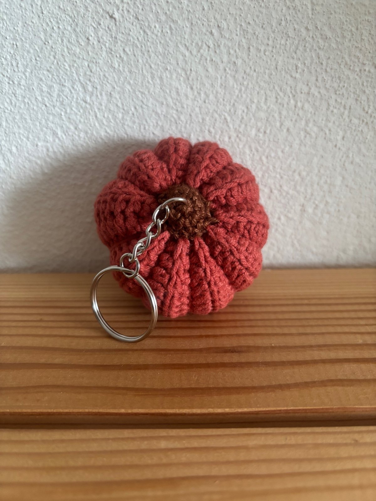 🎃 Handgemaakte sleutelhanger – Pompoen - 99930 🎃 Handgemaakte sleutelhanger – Pompoen