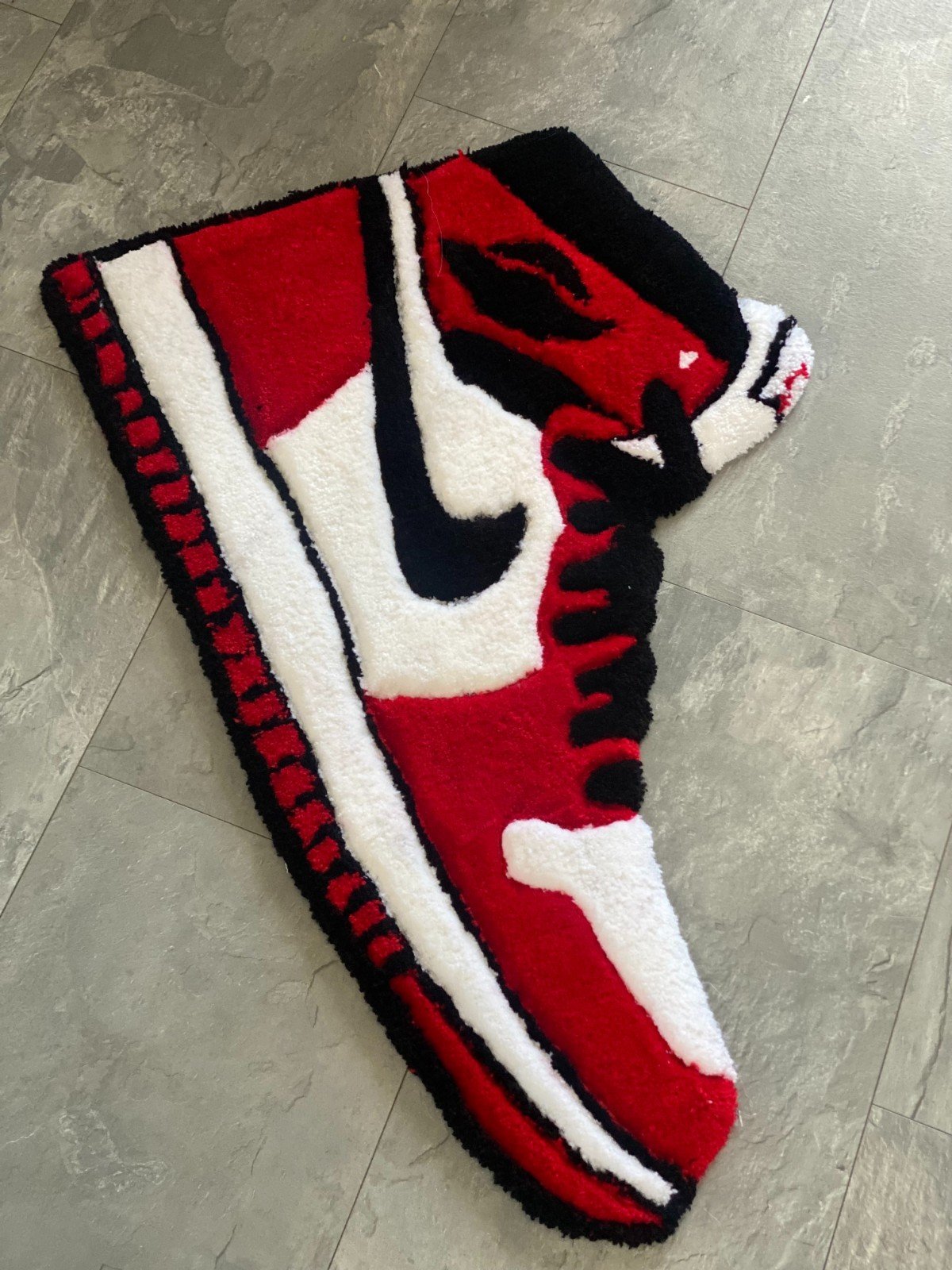 🖤 Nike Tufting Mat – Handmade Streetstyle voor je Interieur