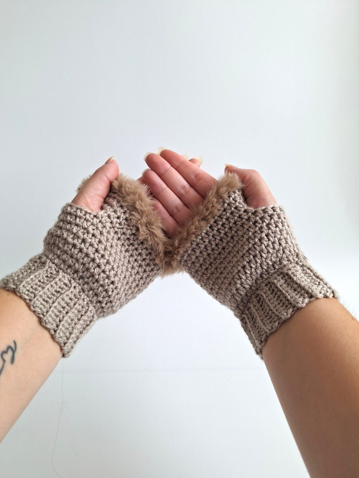 Gehaakte handschoenen - gehaakte vingerloze handschoenen | Beige - 99164 Gehaakte handschoenen - gehaakte vingerloze handschoenen | Beige