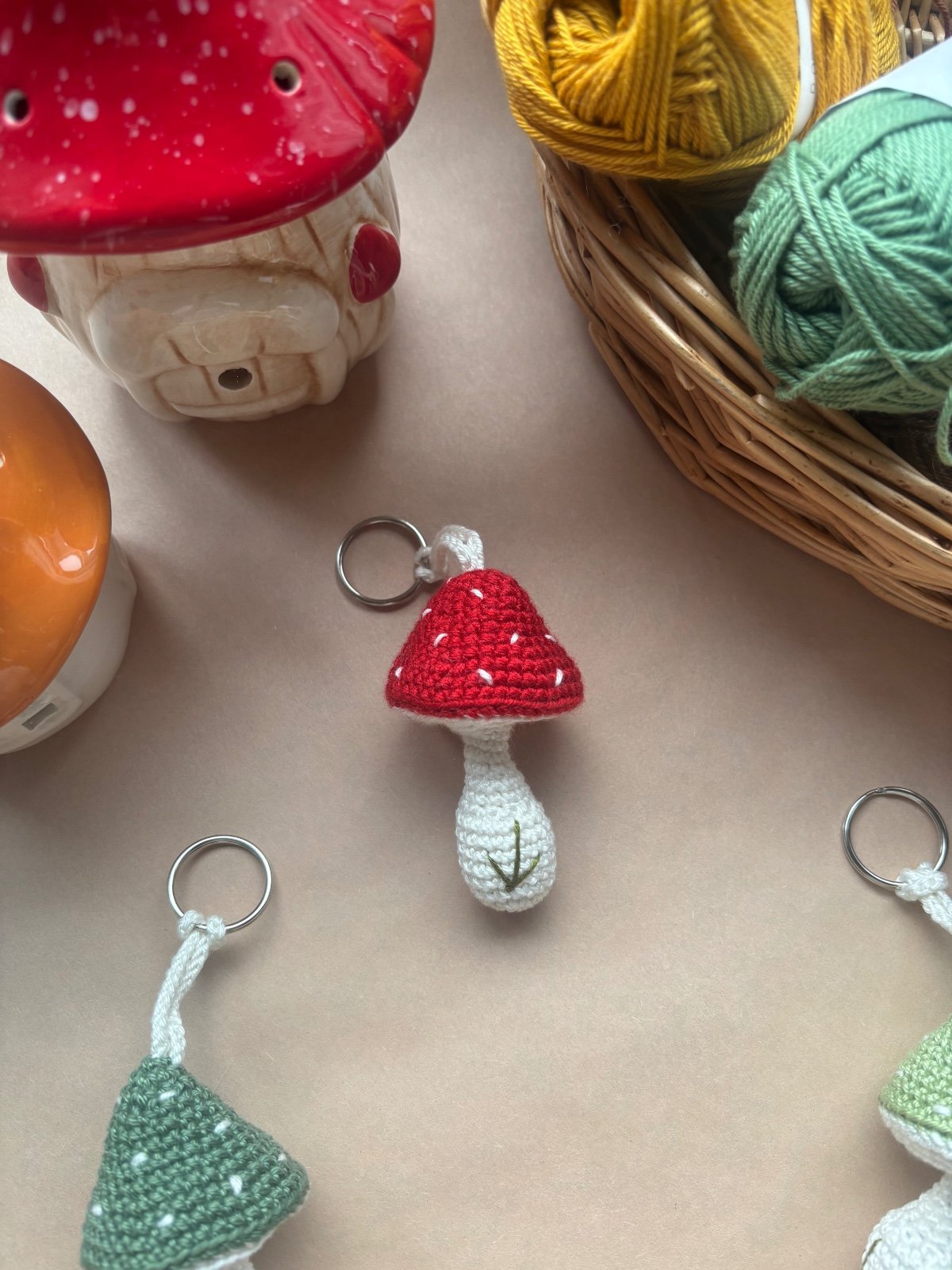 Handgemaakte sleutelhanger Paddestoel π - 99916 Handgemaakte sleutelhanger Paddestoel π