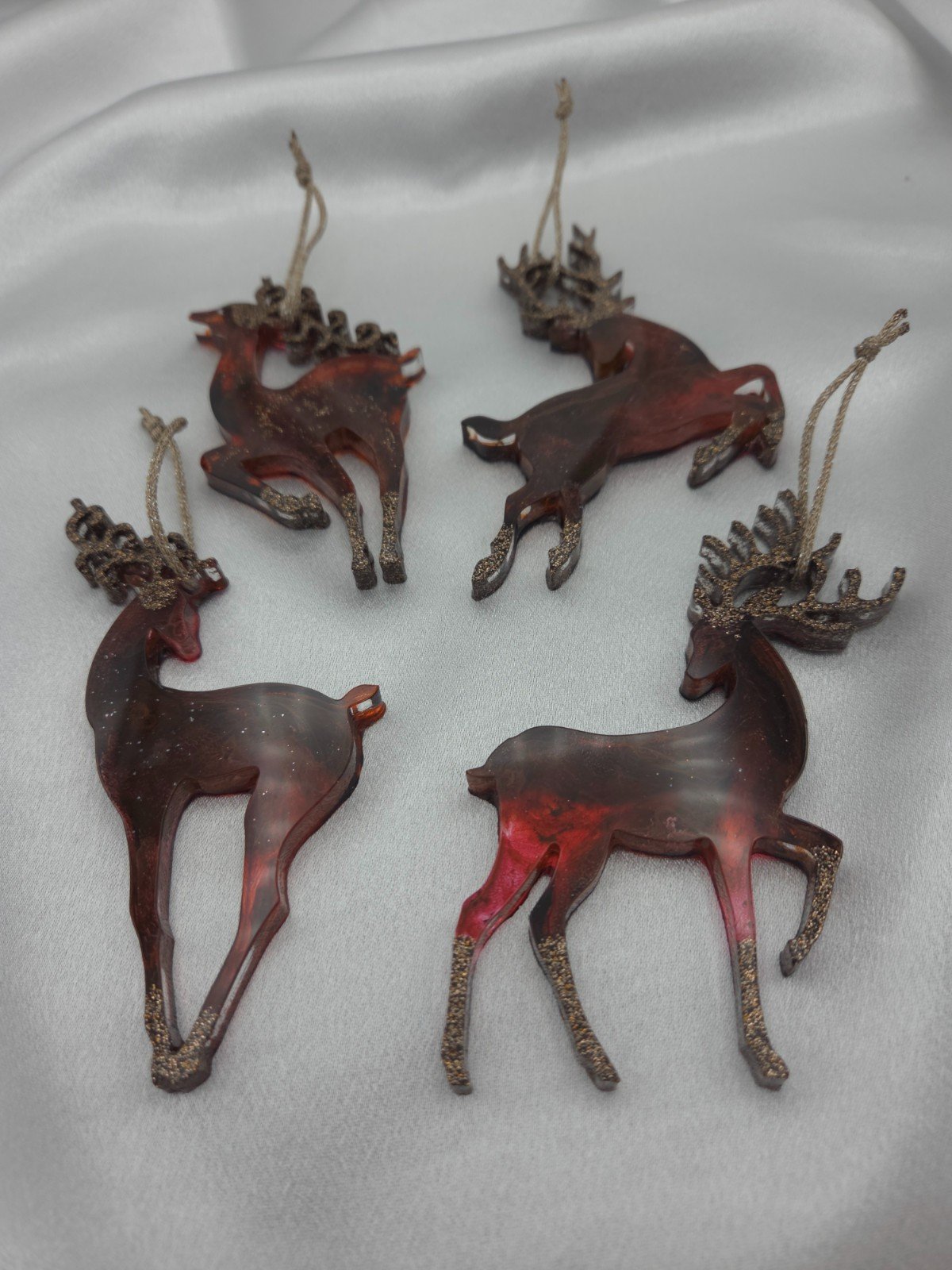 Set van 4 handgemaakte kersthangers - rendieren - ornament voor in de kerstboom