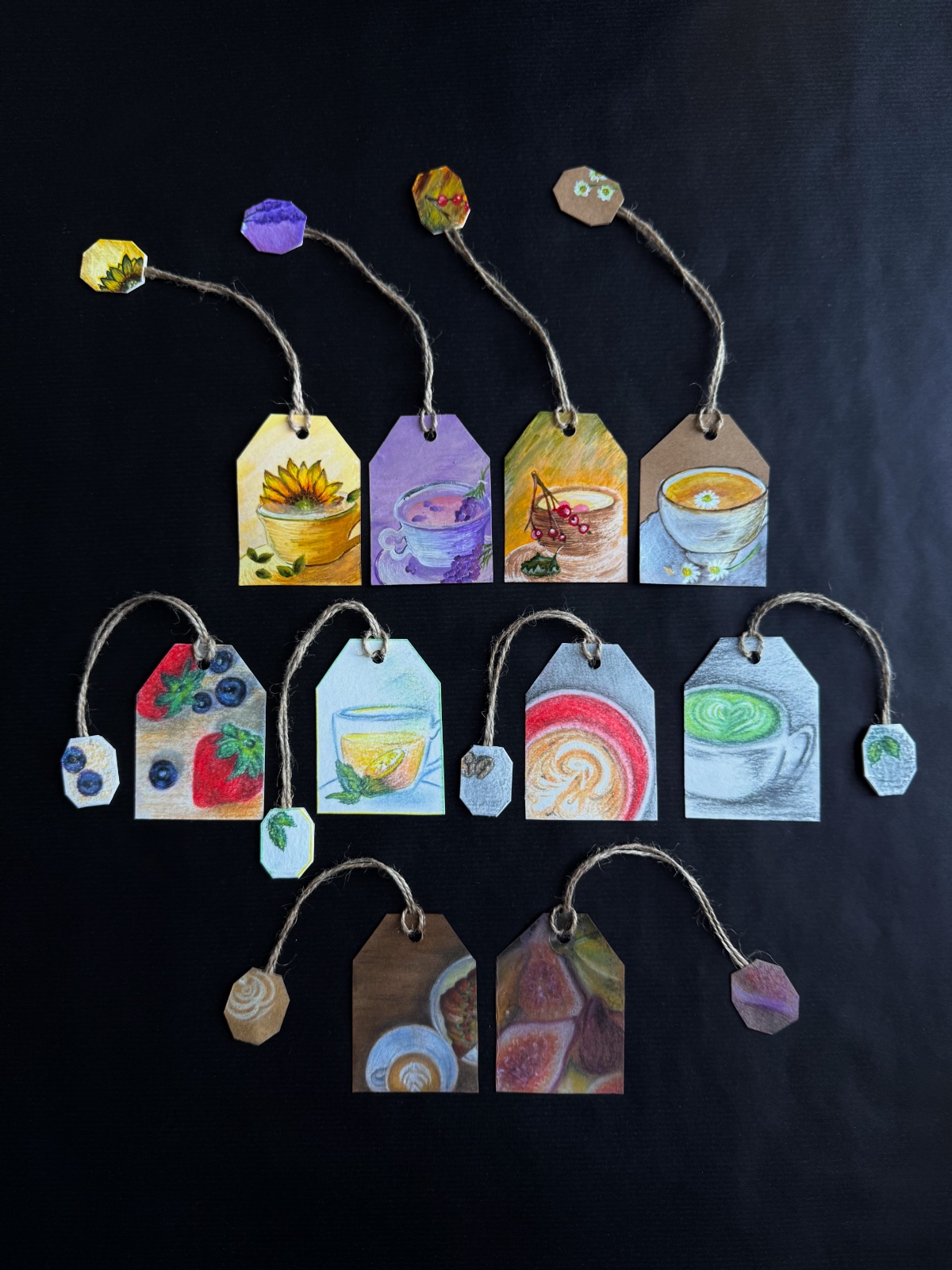 "Brunch" Teamark – Handmade Tea Bag Bookmark (Pastel Illustration, … - 103991 "Brunch" Teamark – Handgemaakte Theezakje-Boekenlegger (Pastel Illustratie, Gerecycled Papier)