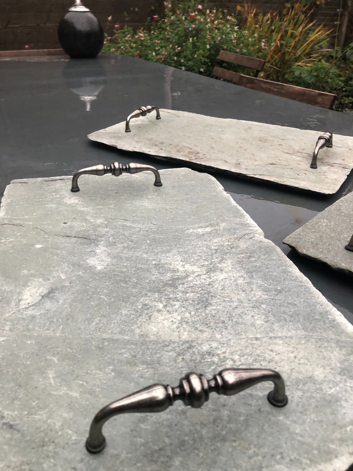 Borrelplanken van leisteen, klein met leuke handvaten