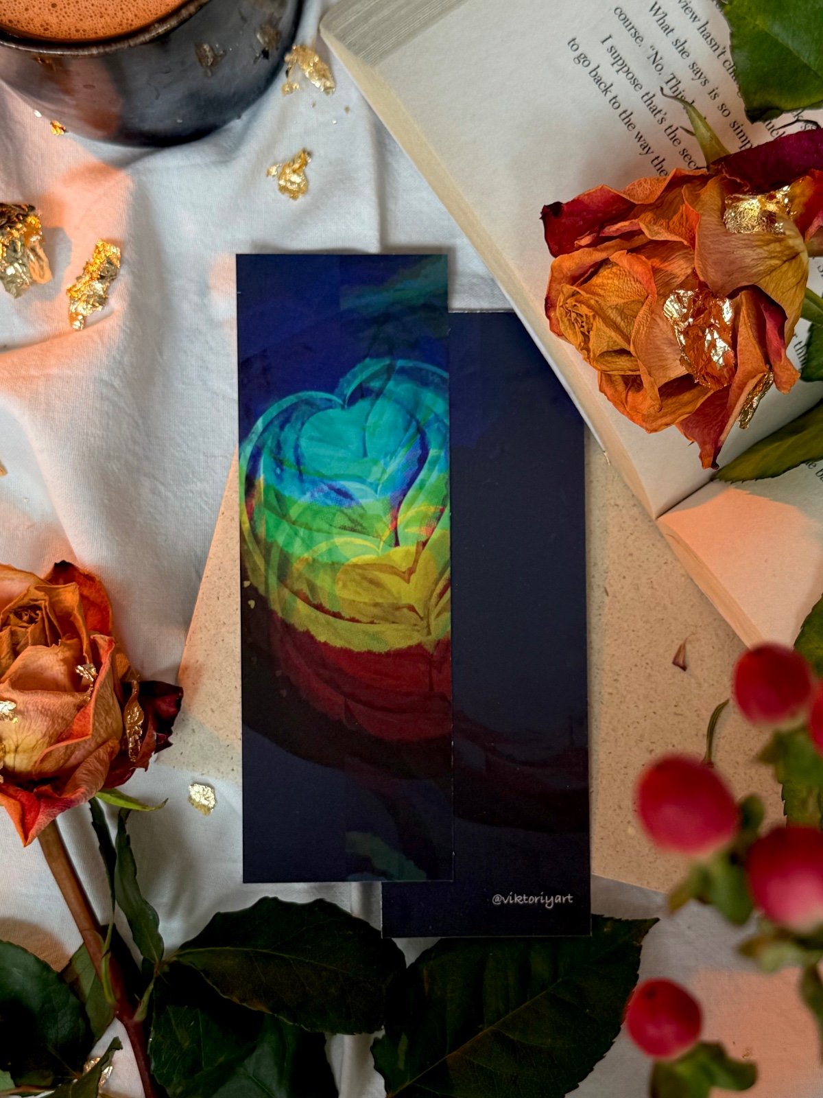 Cupmark Bookmark – Latte Art Edition, Hologram (digital illustratio… - 103912 Cupmark Bookmark – Latte Art Edition, Hologram (digital illustration, 15x5 cm)