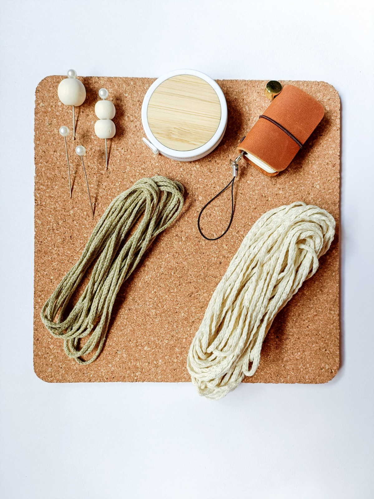 DIY macramé boekenlegger