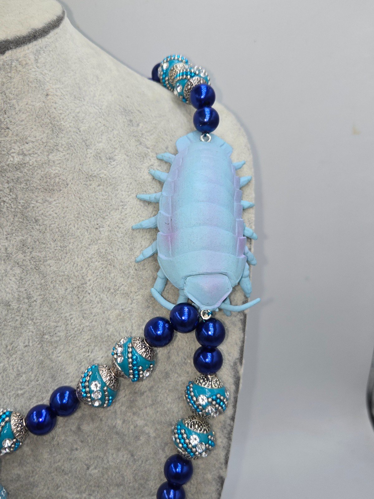 De diepzee ketting met unieke diepzee creaturen. - 101567 De diepzee ketting met unieke diepzee creaturen.