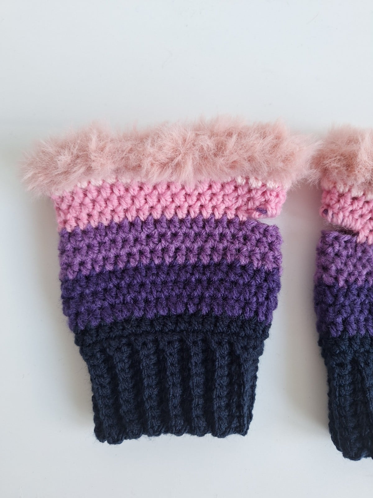 Gehaakte handschoenen - gehaakte vingerloze handschoenen | Donkerblauw, paars en lichtroze