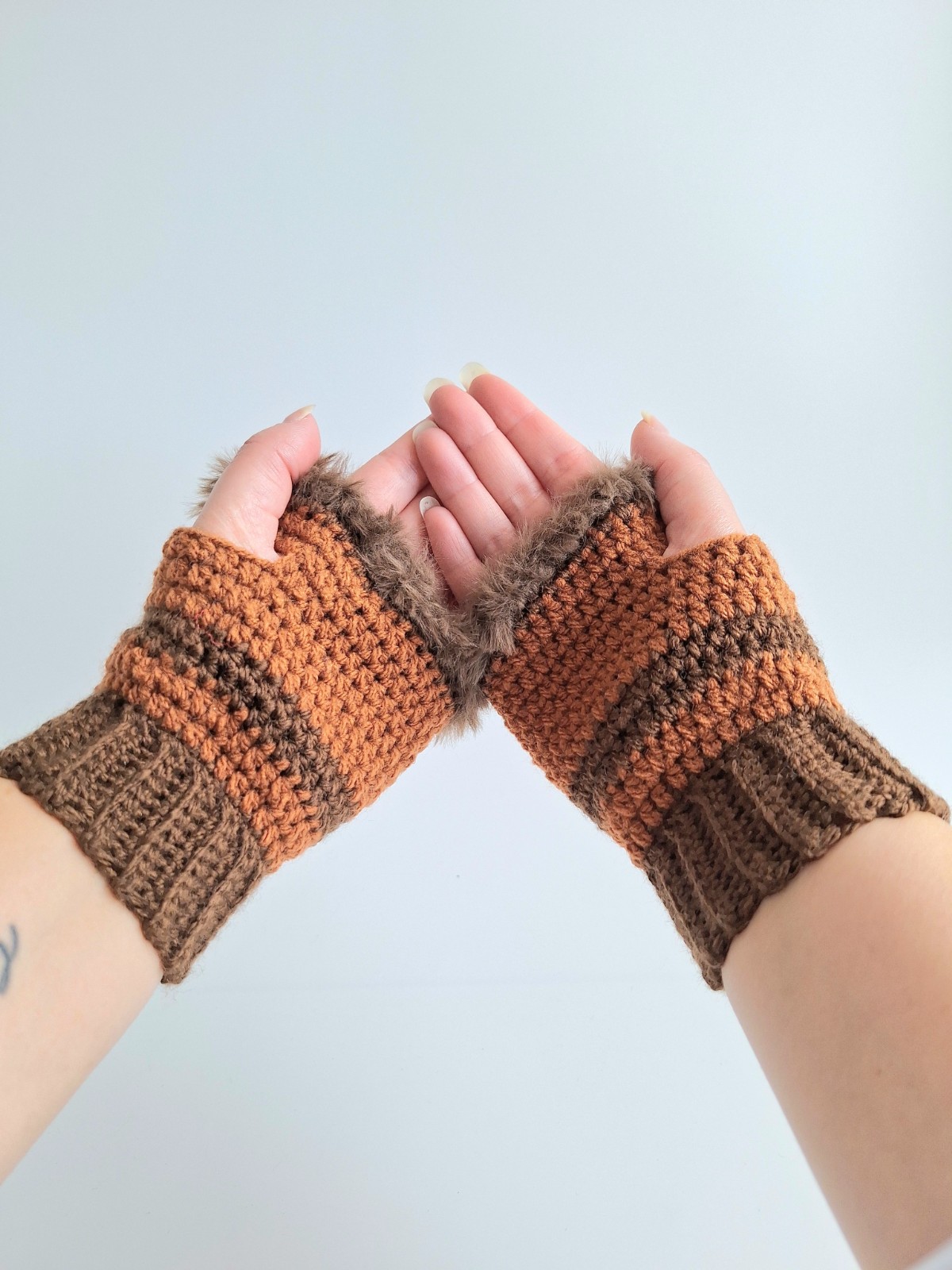 Gehaakte handschoenen - gehaakte vingerloze handschoenen | Donkerbruin en karamelbruin