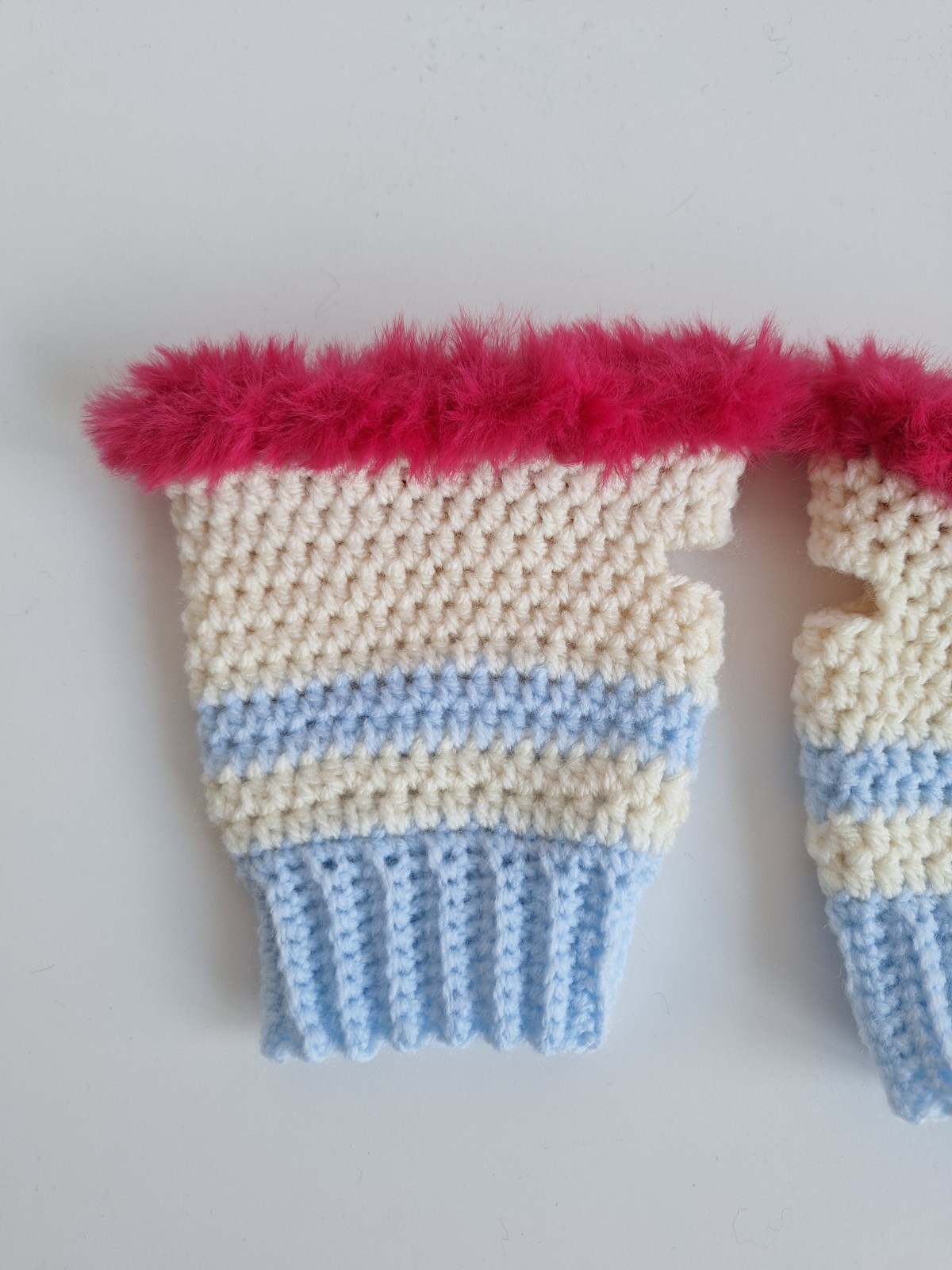 Gehaakte handschoenen - gehaakte vingerloze handschoenen | Lichtblauw… - 105967 Gehaakte handschoenen - gehaakte vingerloze handschoenen | Lichtblauw, crème en knalroze