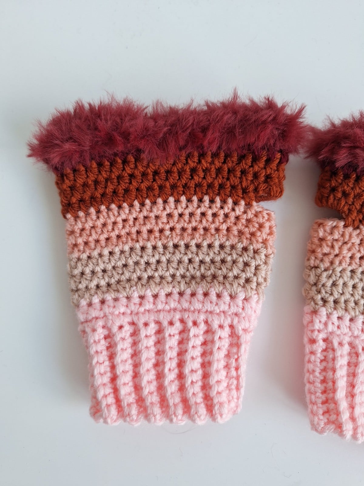 Gehaakte handschoenen - gehaakte vingerloze handschoenen | Lichtroze,… - 105929 Gehaakte handschoenen - gehaakte vingerloze handschoenen | Lichtroze, poeder roze, koraaloranje, roestbruin en wijnrood