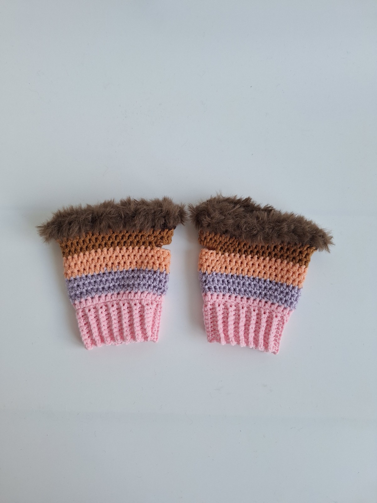 Gehaakte handschoenen - gehaakte vingerloze handschoenen | Lichtroze, lila, perzik, karamelbruin en donkerbruin