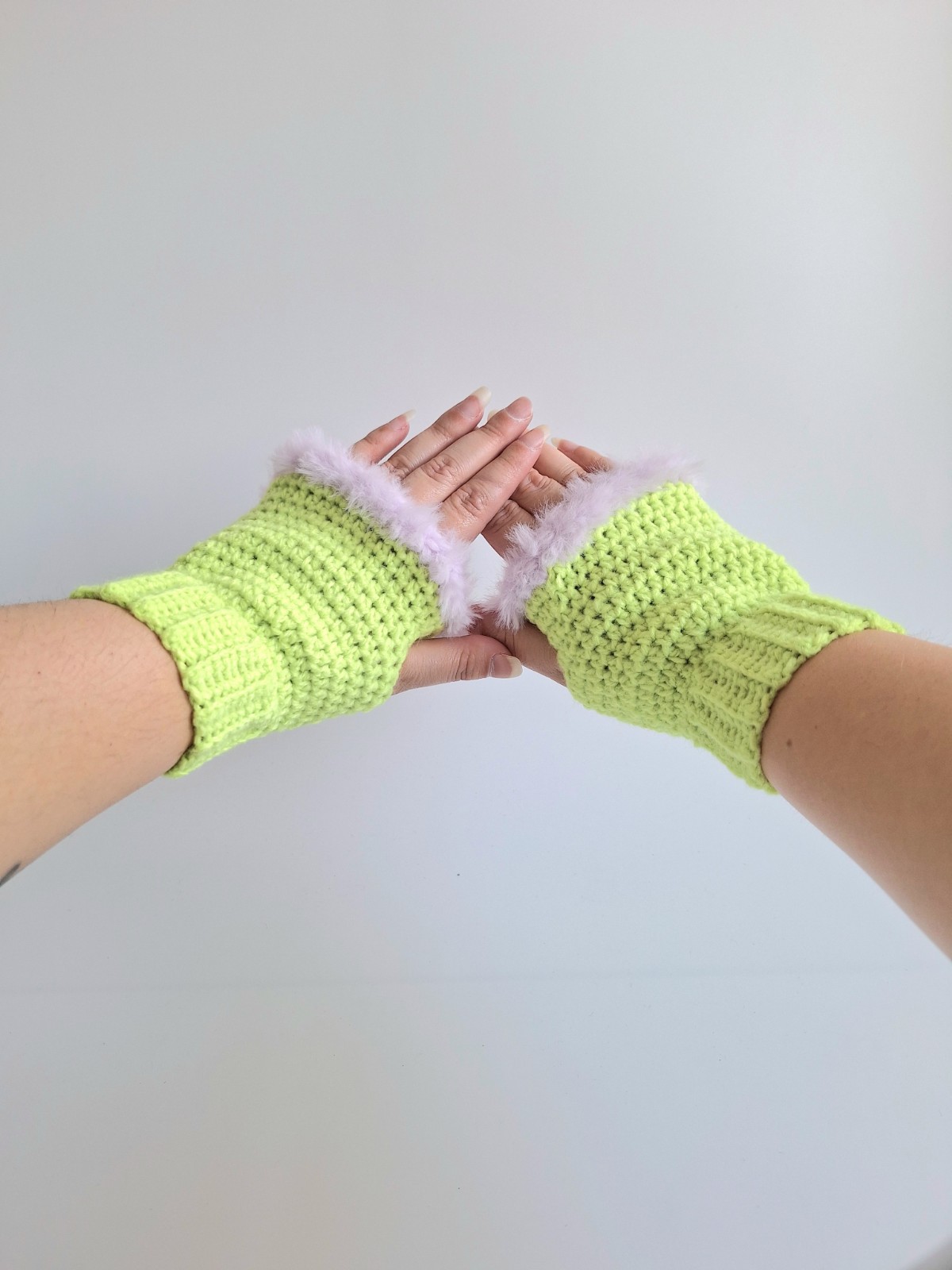 Gehaakte handschoenen - gehaakte vingerloze handschoenen | Limoengroen en lila